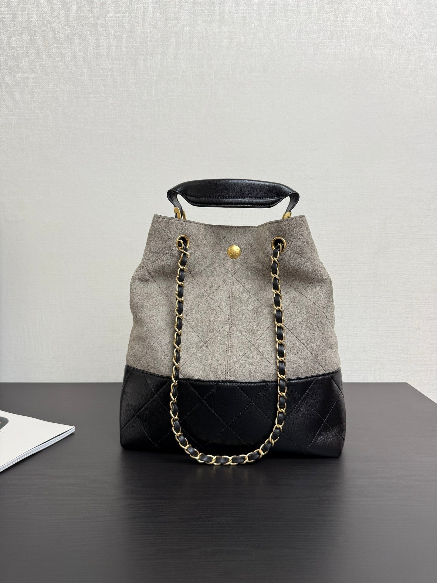 CC 25A Tote 28cm Grey Suede Black Calfskin