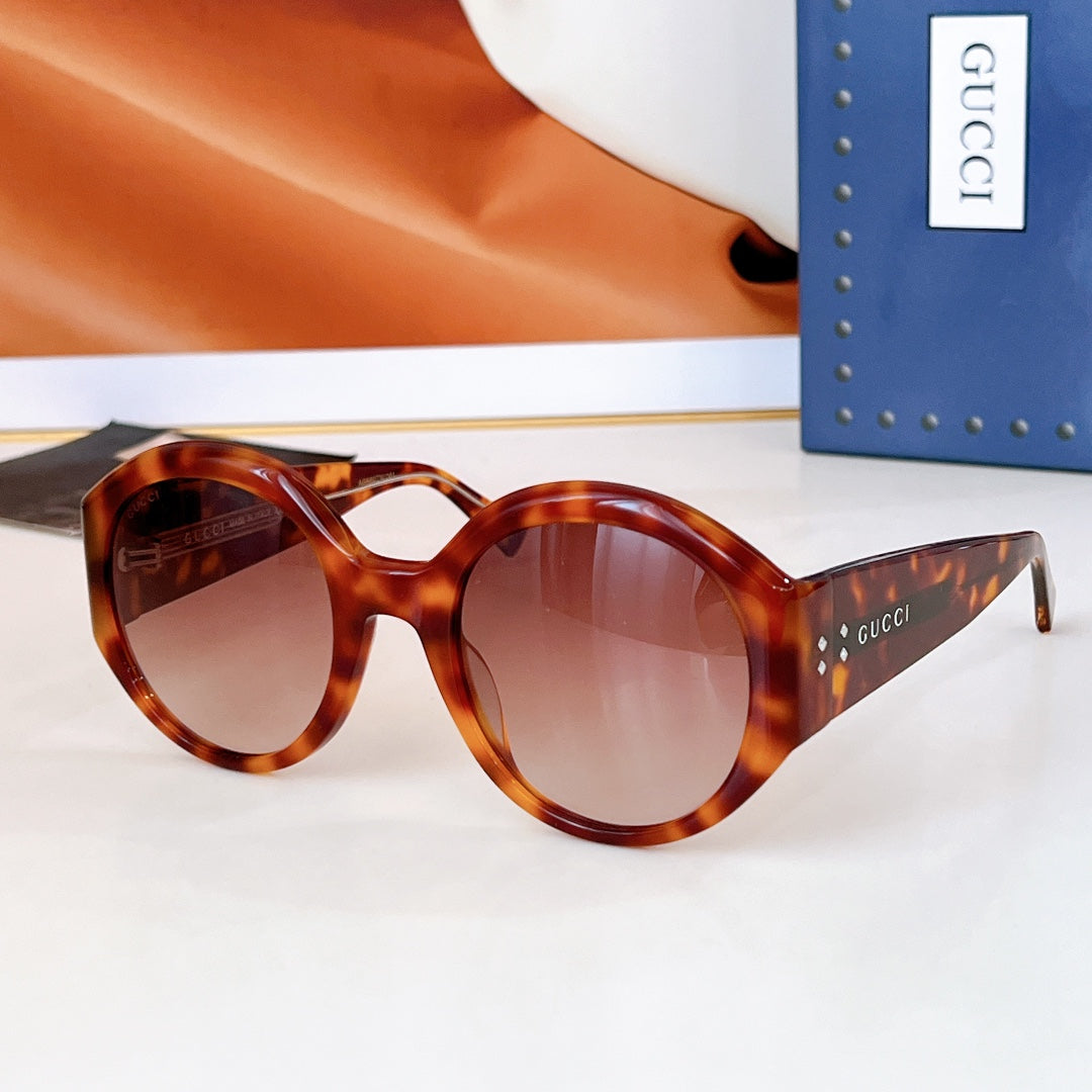 Gucci Sunglasses 698848