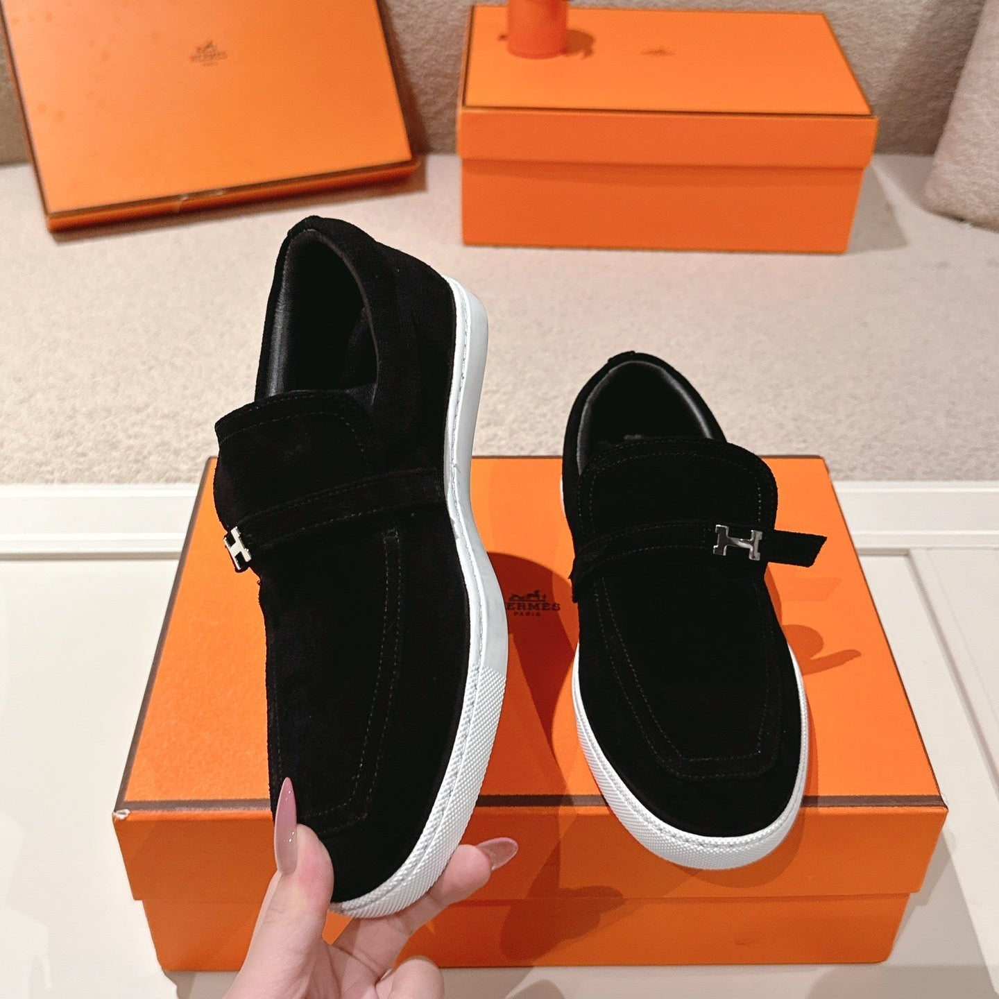 HM 25ss Loafers Black Suede 577160