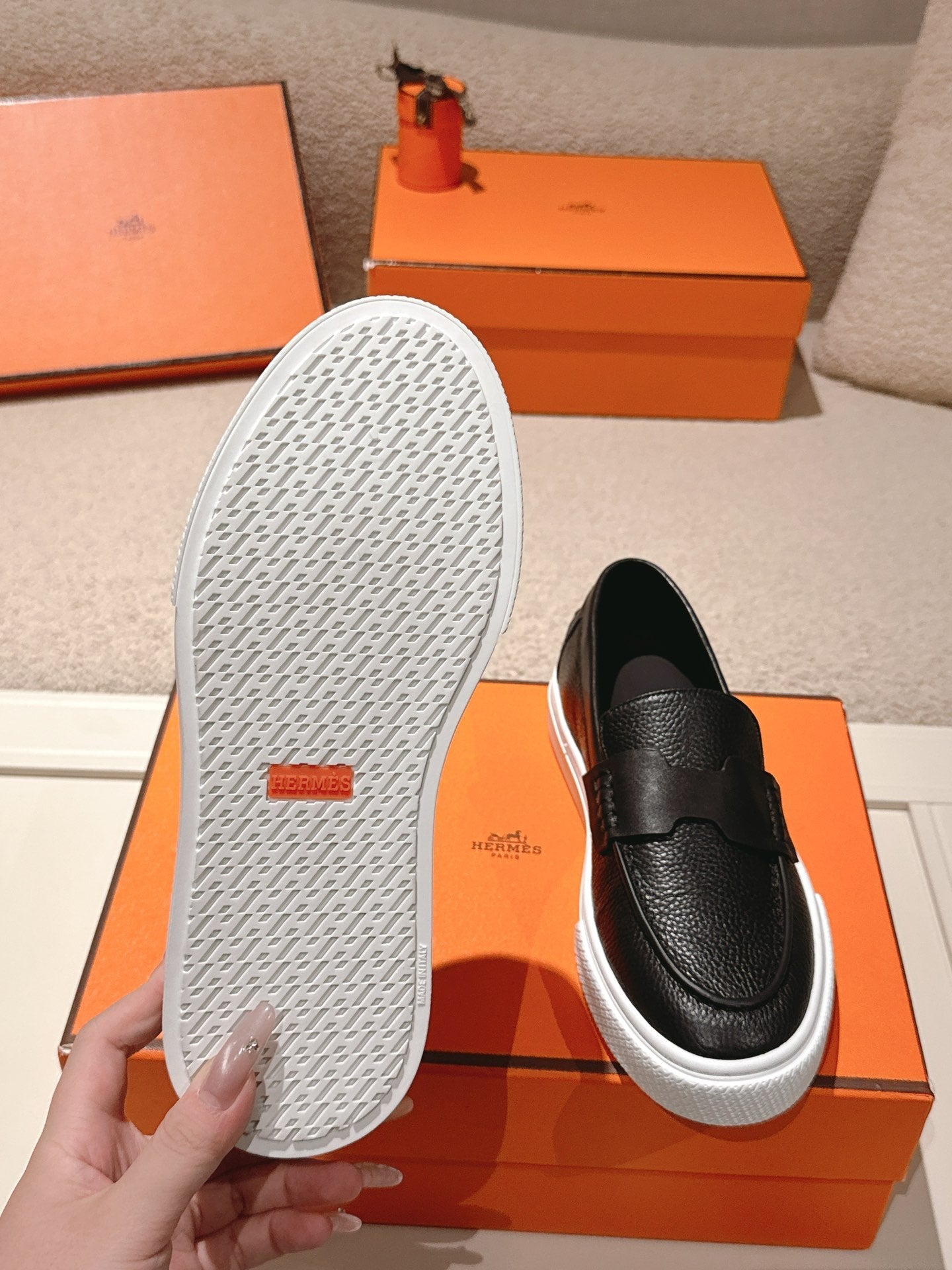 HM 25ss Platform Loafers Black Sheepskin 577175