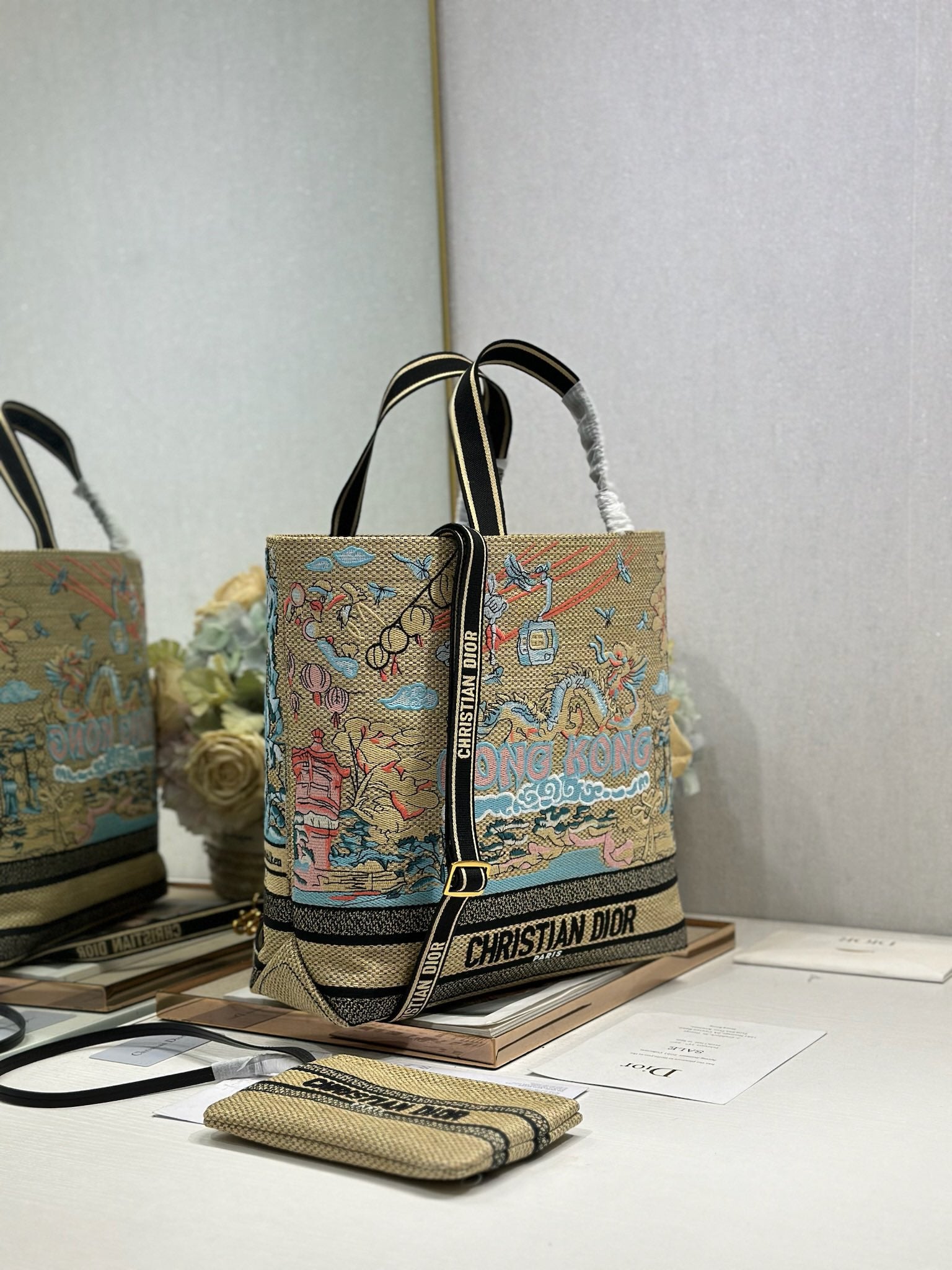 Dior 2026 City Postcard Resort Style Handbag "Hong Kong Exclusive" Canvas 288602