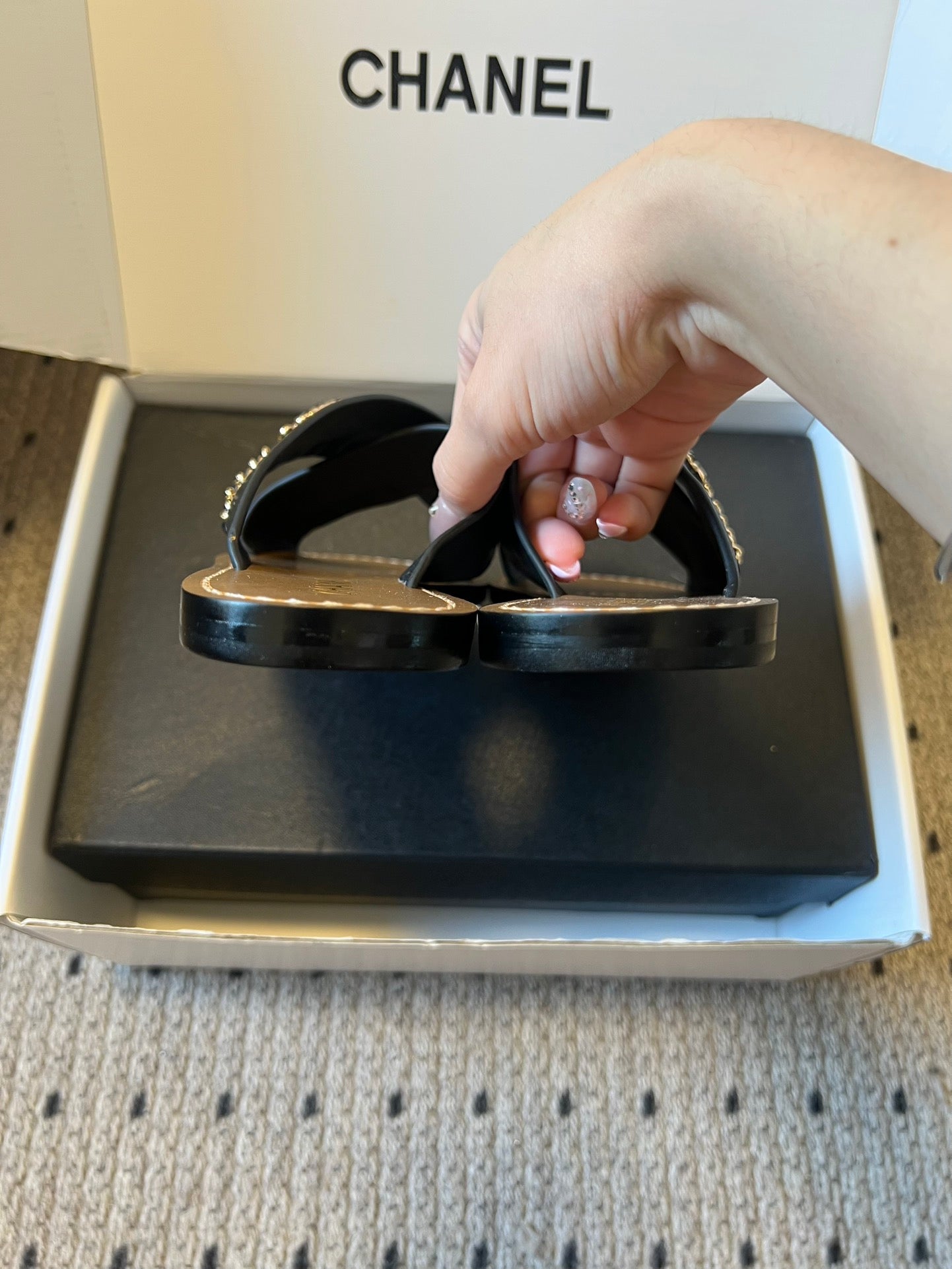 CC 26s Flat Sandals Black Brown Cowhide 627194