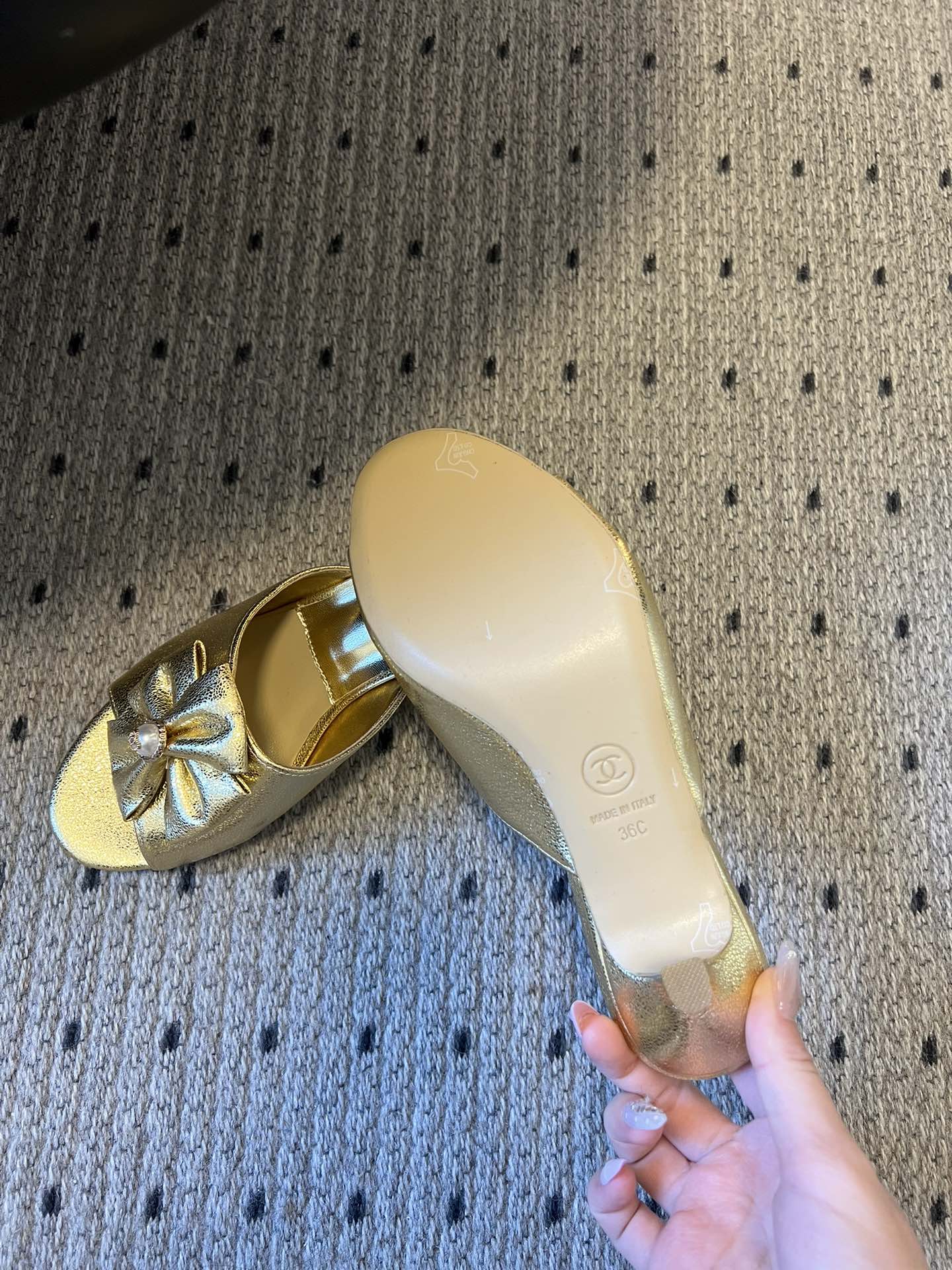 CC 26s High-Heeled Slides 60 Metallic Gold Cowhide 627182