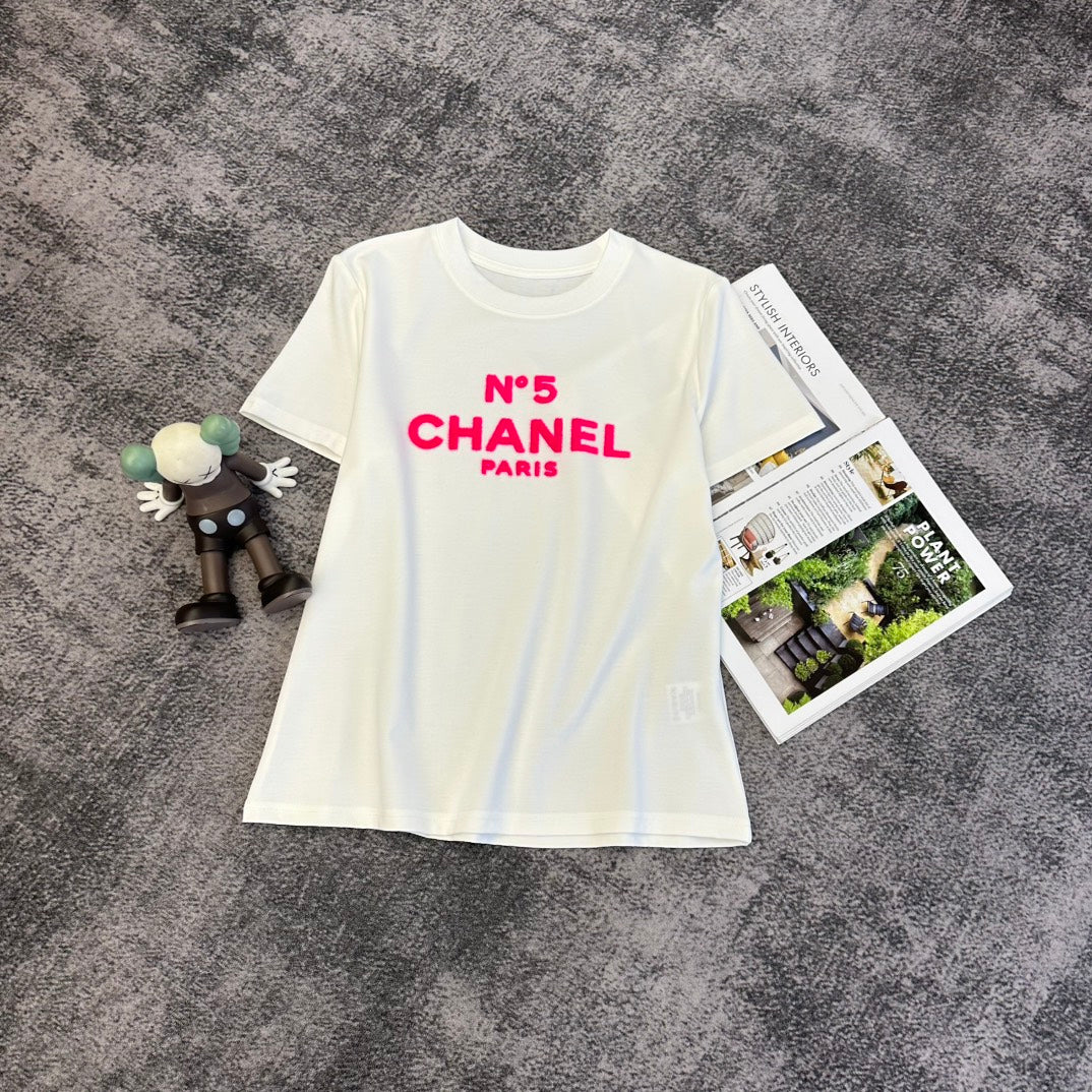 Chanel 2026 Pink Letter T-shirt White Black Cotton 359108