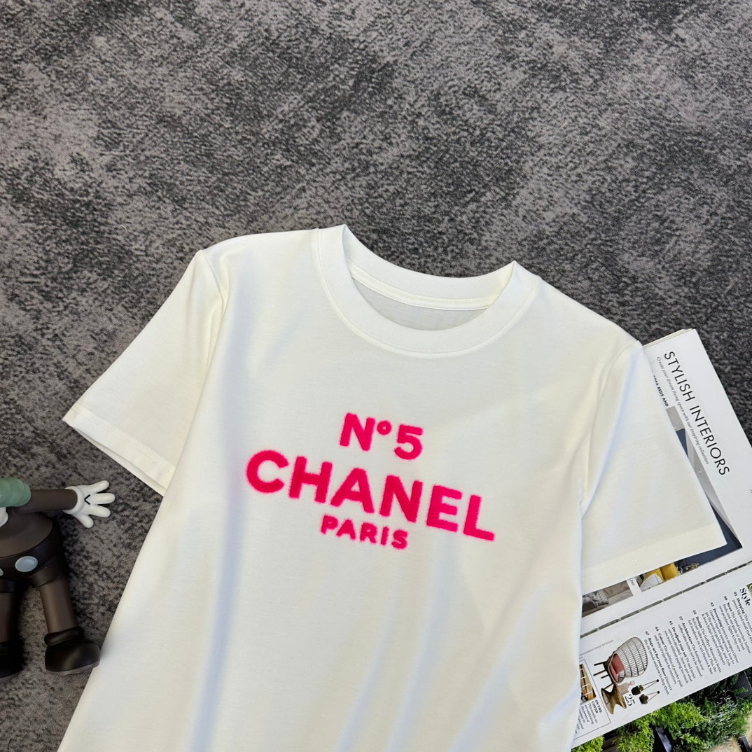 Chanel 2026 Pink Letter T-shirt White Black Cotton 359108
