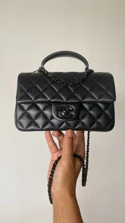 25C Mini Flap Bag Top Handle 20cm Black Lambskin Black Hardware Premium Version