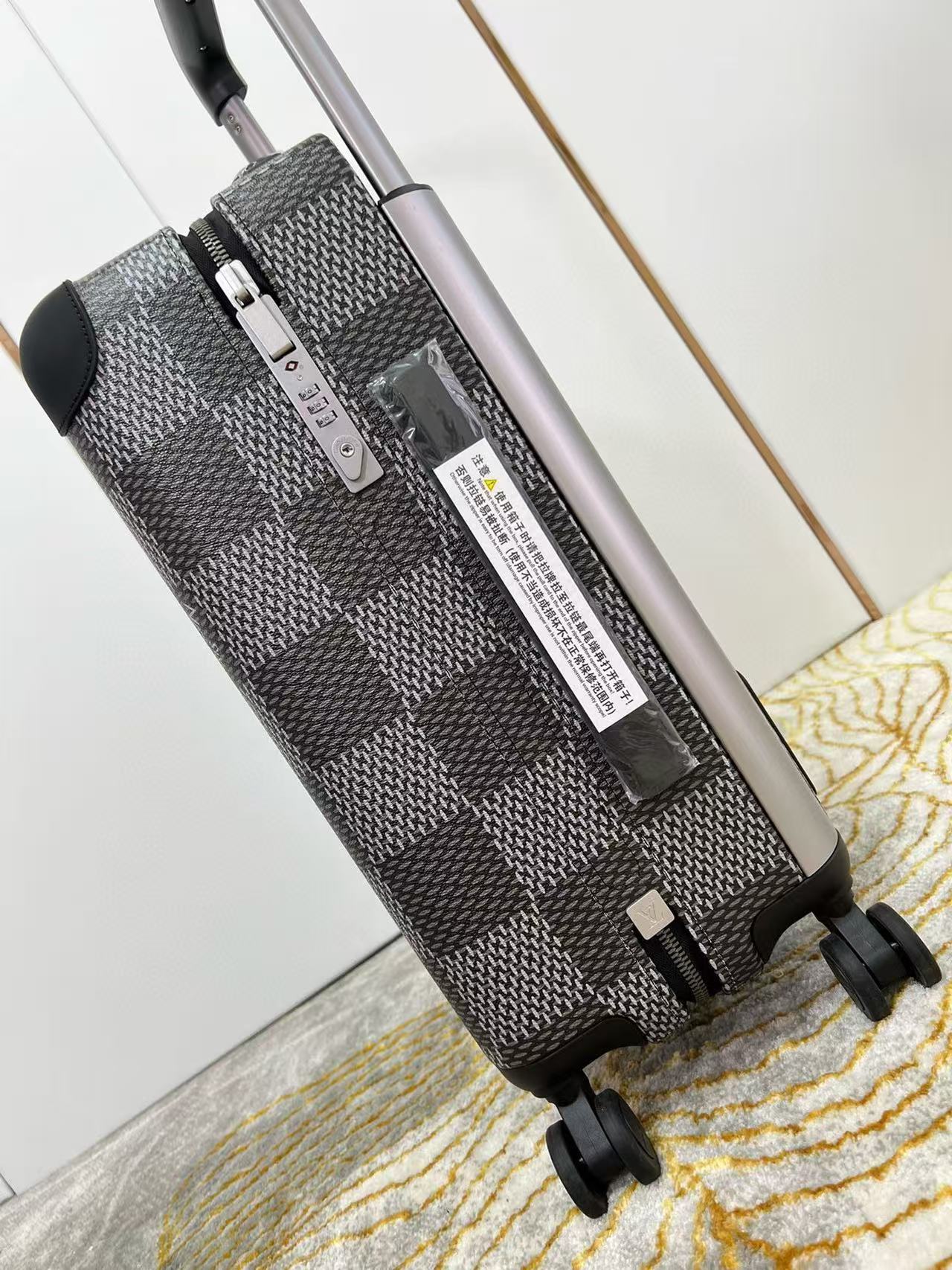 Louis Vuitton Horizon 55 Plaid Suitcase Gray Black Leather