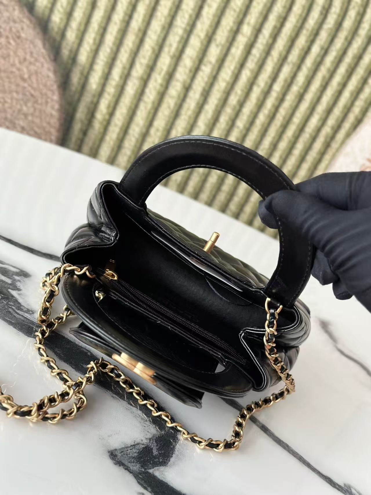 cc 24a nano 19cm kelly shopper bag black lambskin gold hardware