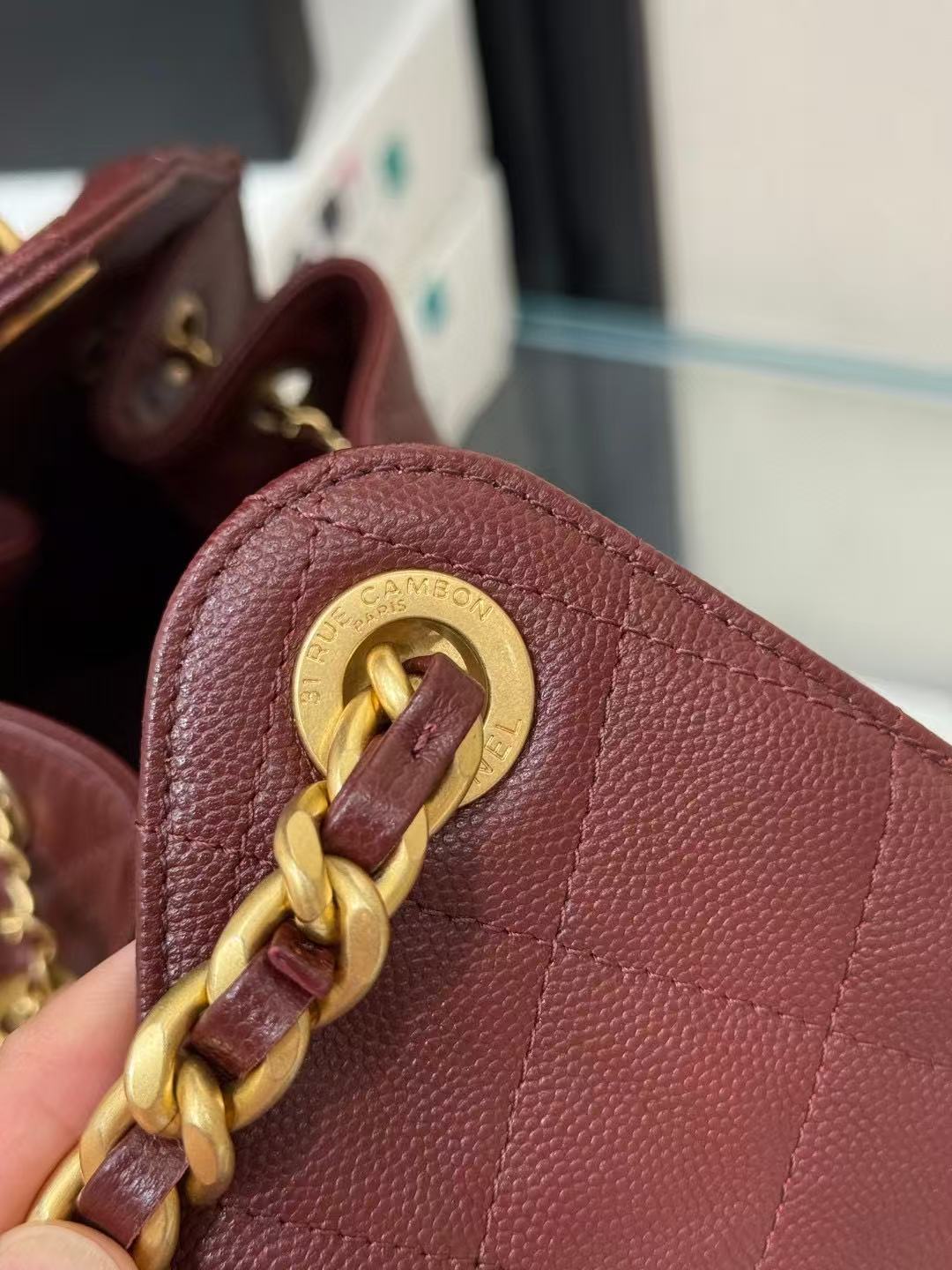 CC 25C Hobo Bags 40 cm Burgundy Calfskin