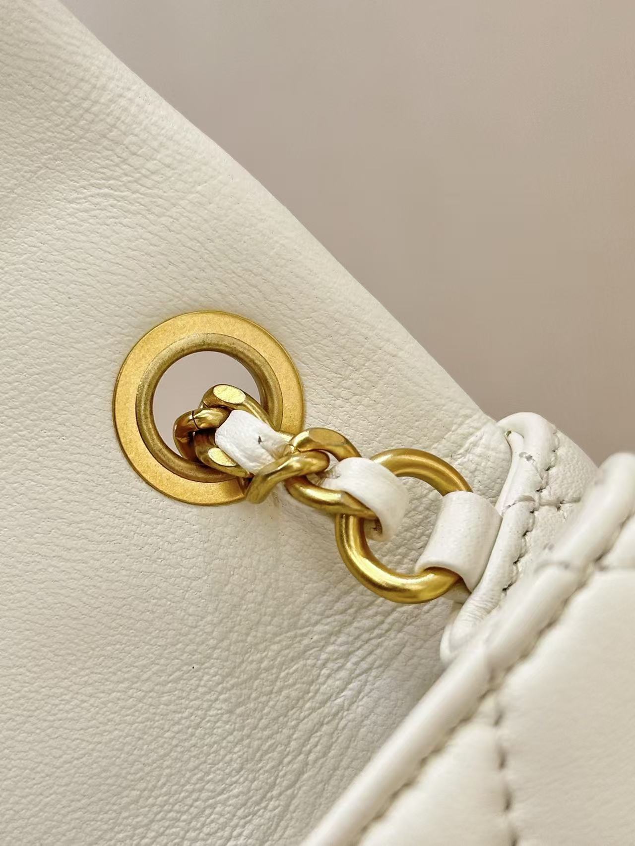 Chanel 2025 Flap Bag White Gold 20cm Shinny Lambskin