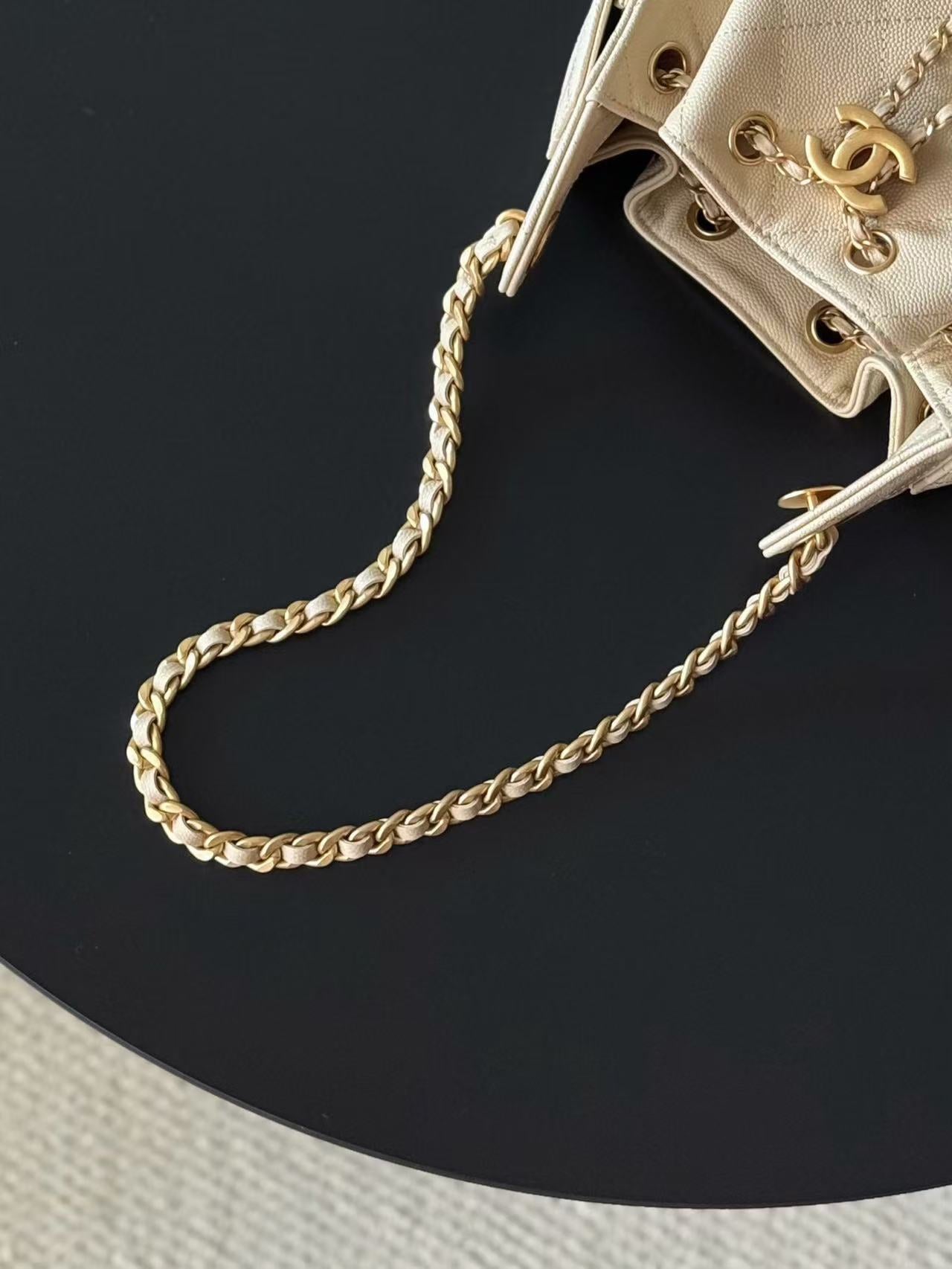 Chanel 2026 Hobo Bag 22cm Nude Calfskin