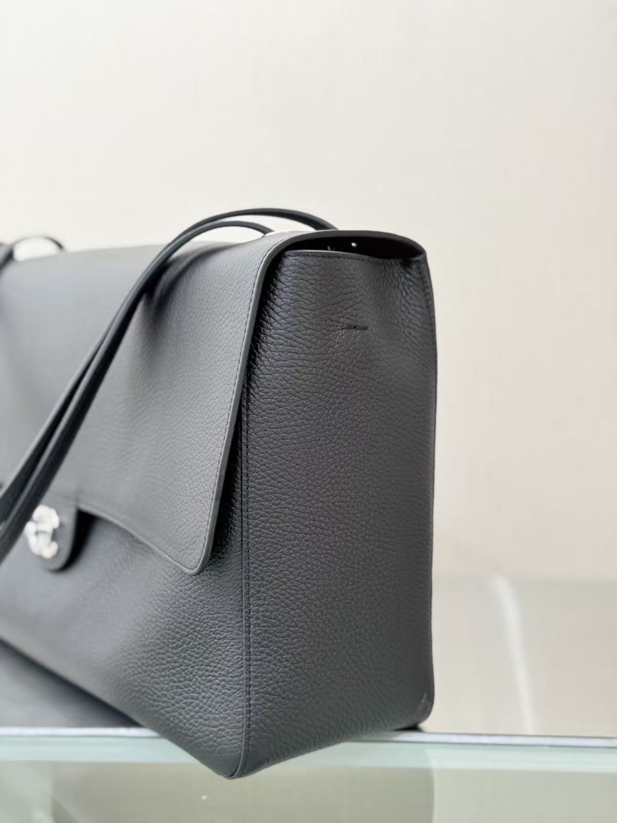 Chanel 2026 Maxi Flap Bag 32cm Calfskin