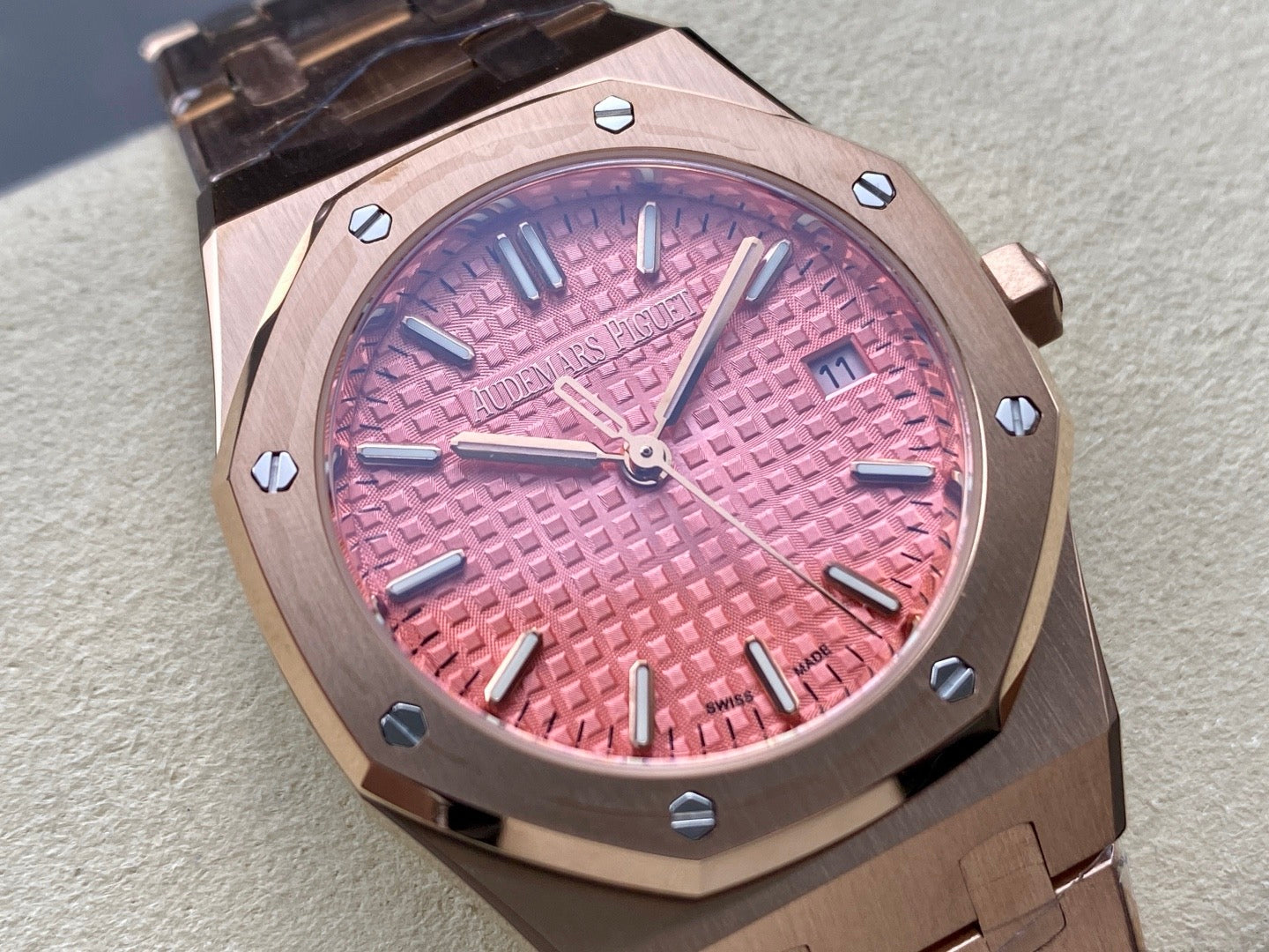 Audemars Piguet Royal Oak Selfwinding 34mm Pink Dial