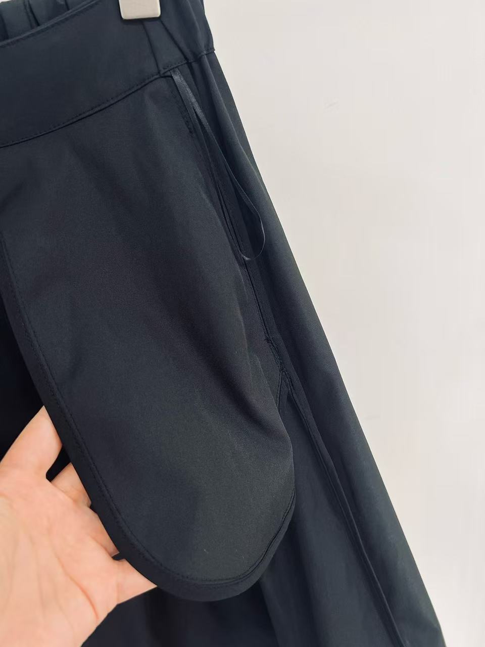 Prada 2026 Pleated Midi Skirt Black Re-Nylon