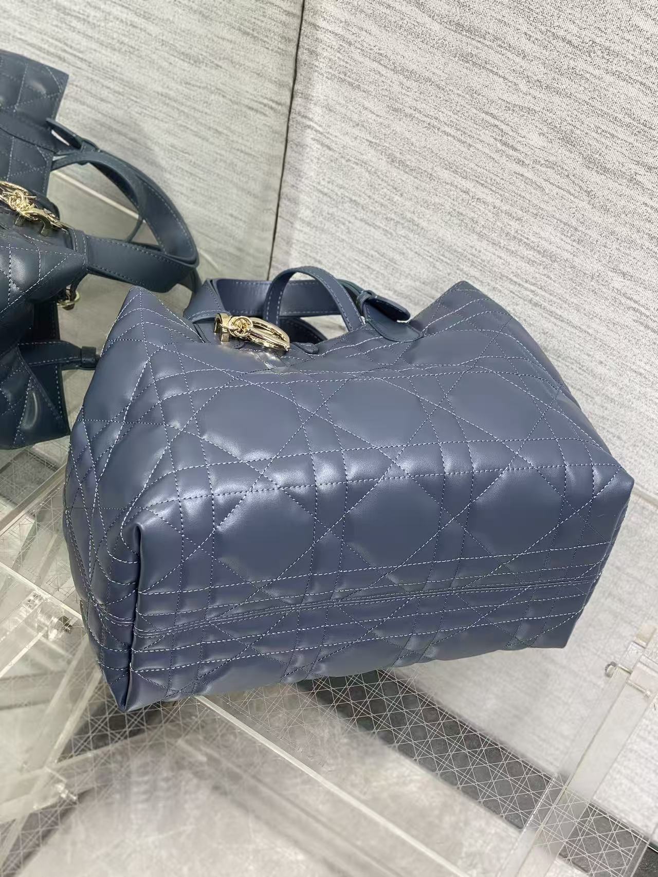 Dior 2026 Toujours Bag 28.5cm Macrocannage Blue Calfskin