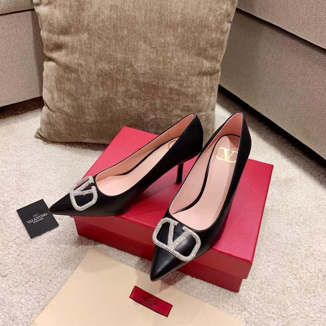 Valentino 2026 Garavani VLogo Pump Calfskin