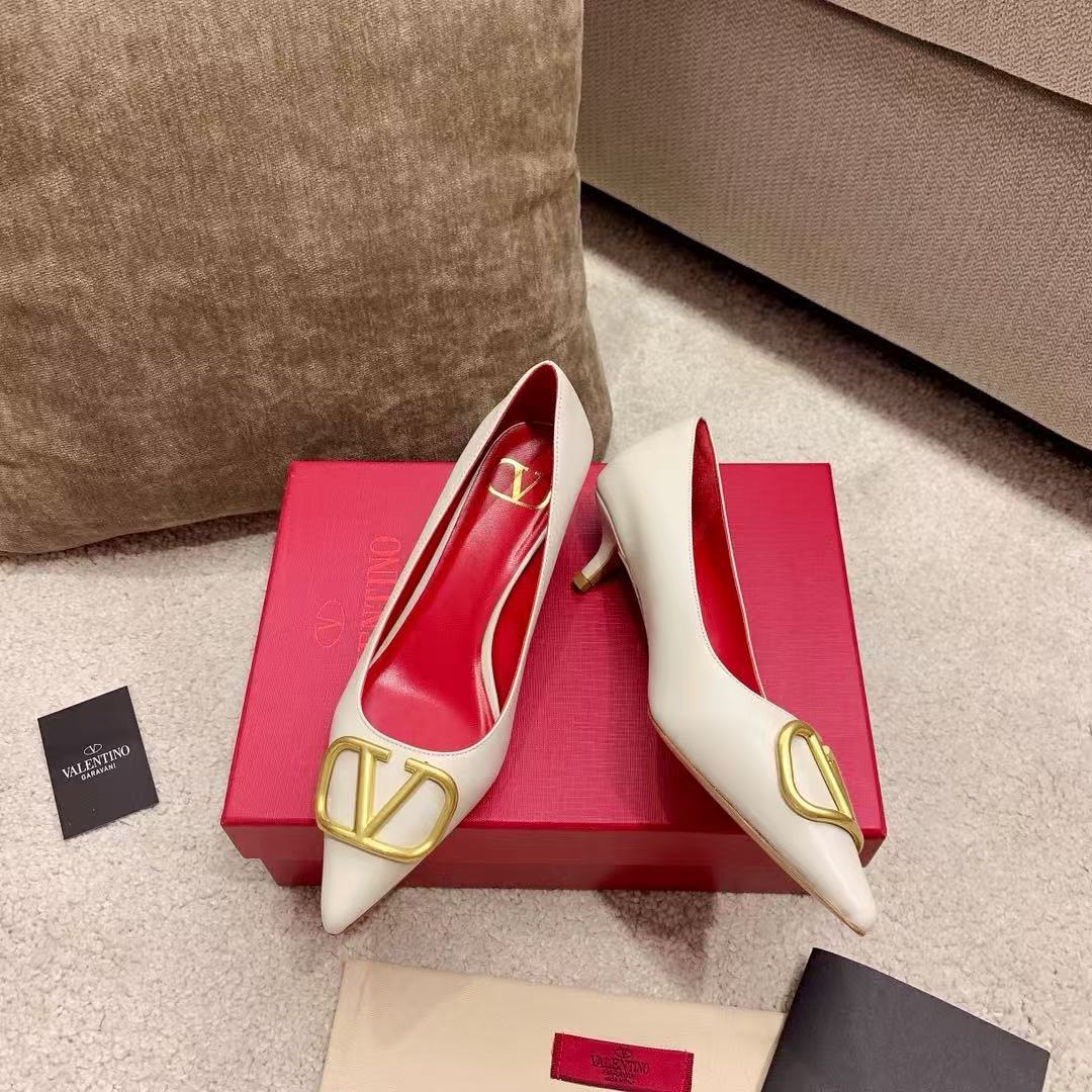 Valentino 2026 Garavani VLogo Pump Calfskin