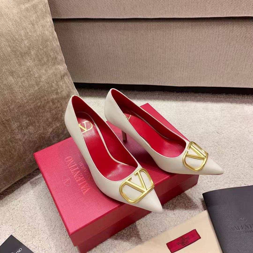 Valentino 2026 Garavani VLogo Pump Calfskin
