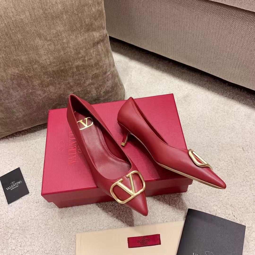 Valentino 2026 Garavani VLogo Pump Calfskin
