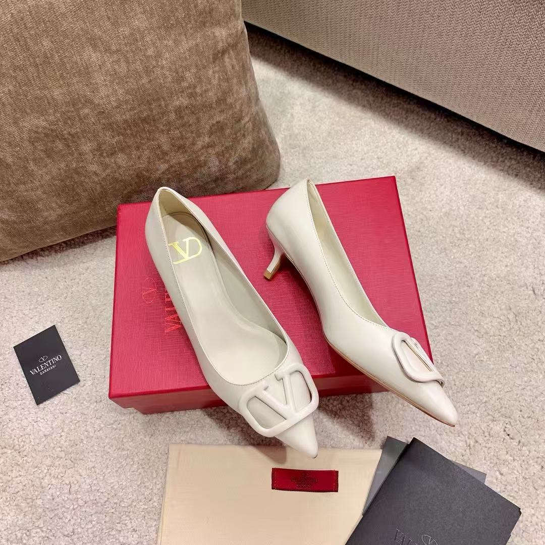 Valentino 2026 Garavani VLogo Pump Calfskin