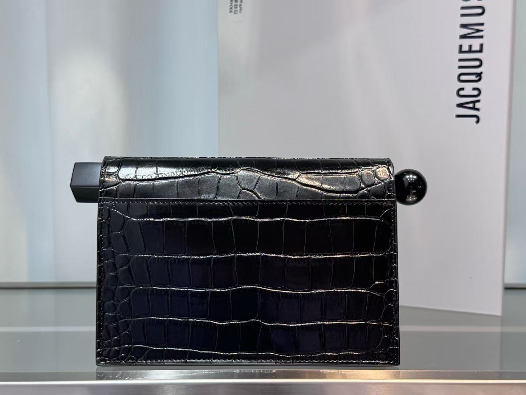 Jacquemus La Pochette Rond Carre Bag Black Leather