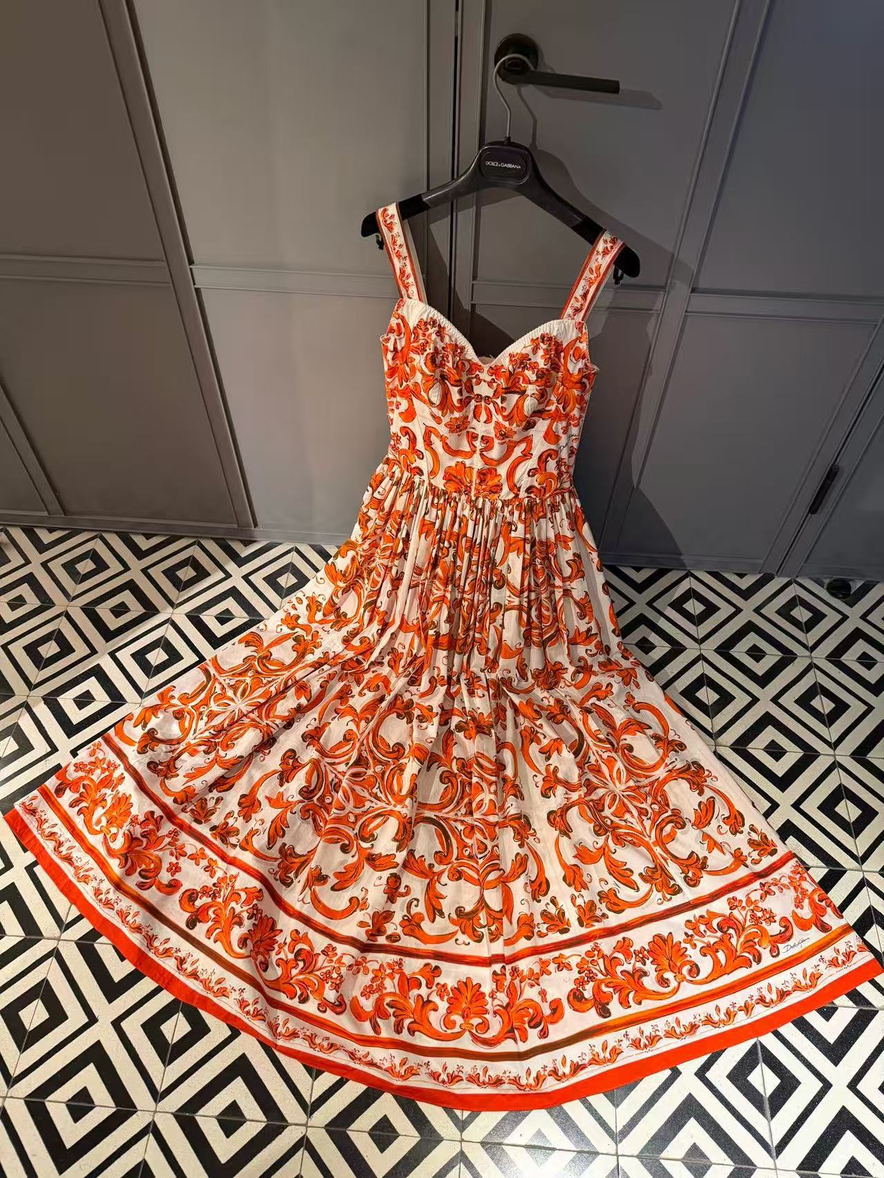 Dolce & Gabbana 2026 Majolica-print Long Dress Orange White Poplin