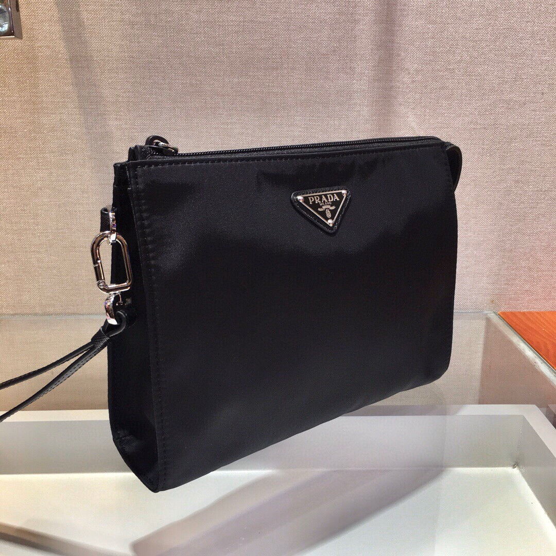 Prada 2026 Clutch 24cm Black Re-Nylon
