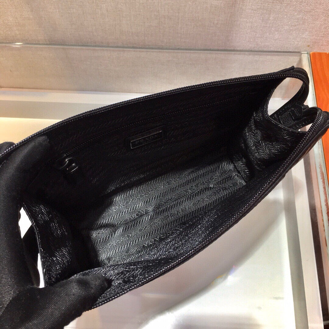 Prada 2026 Clutch 24cm Black Re-Nylon