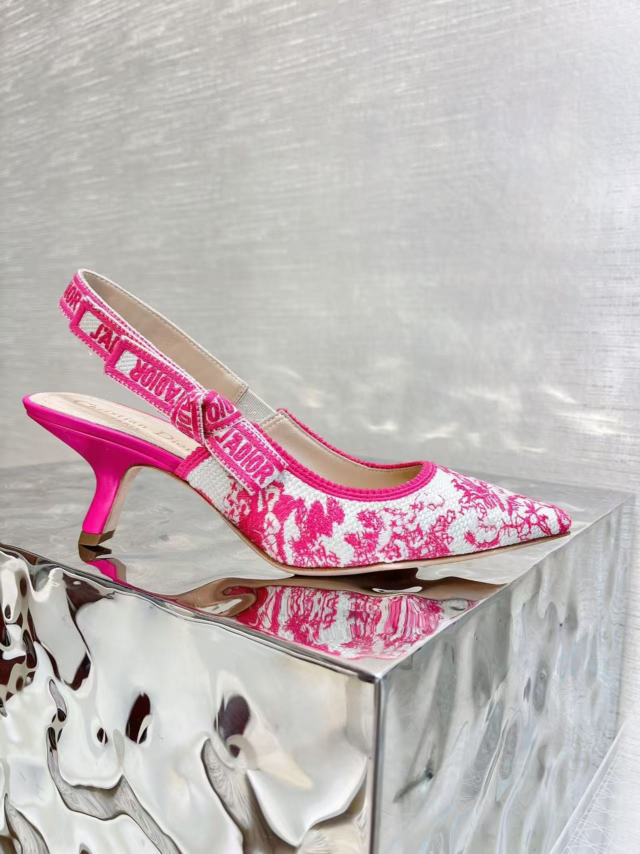 Dior 2026 J'Adior Slingback Pump Pink White Fabric Leather