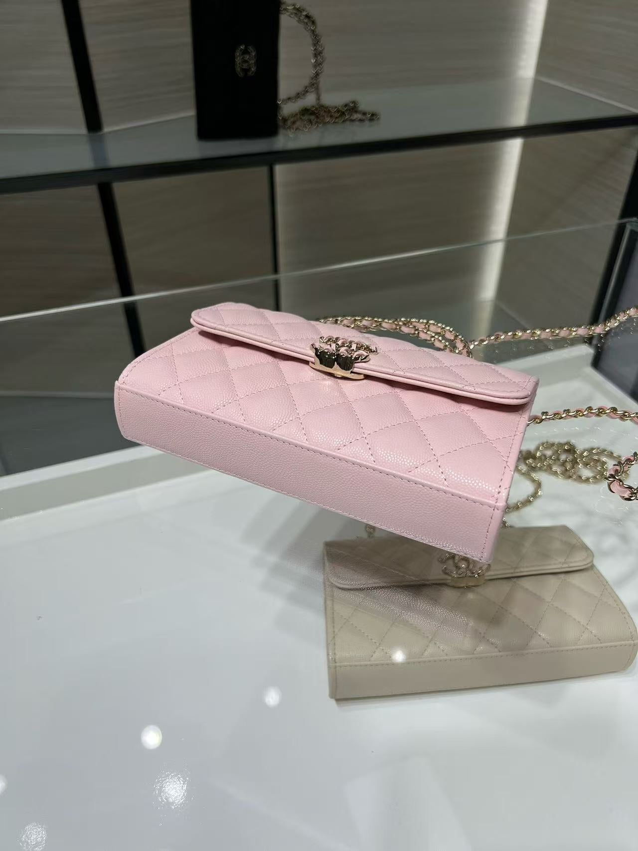 Chanel 2026 Kelly Clutch with Chain Top Handle 18cm Pink Caviar Leather