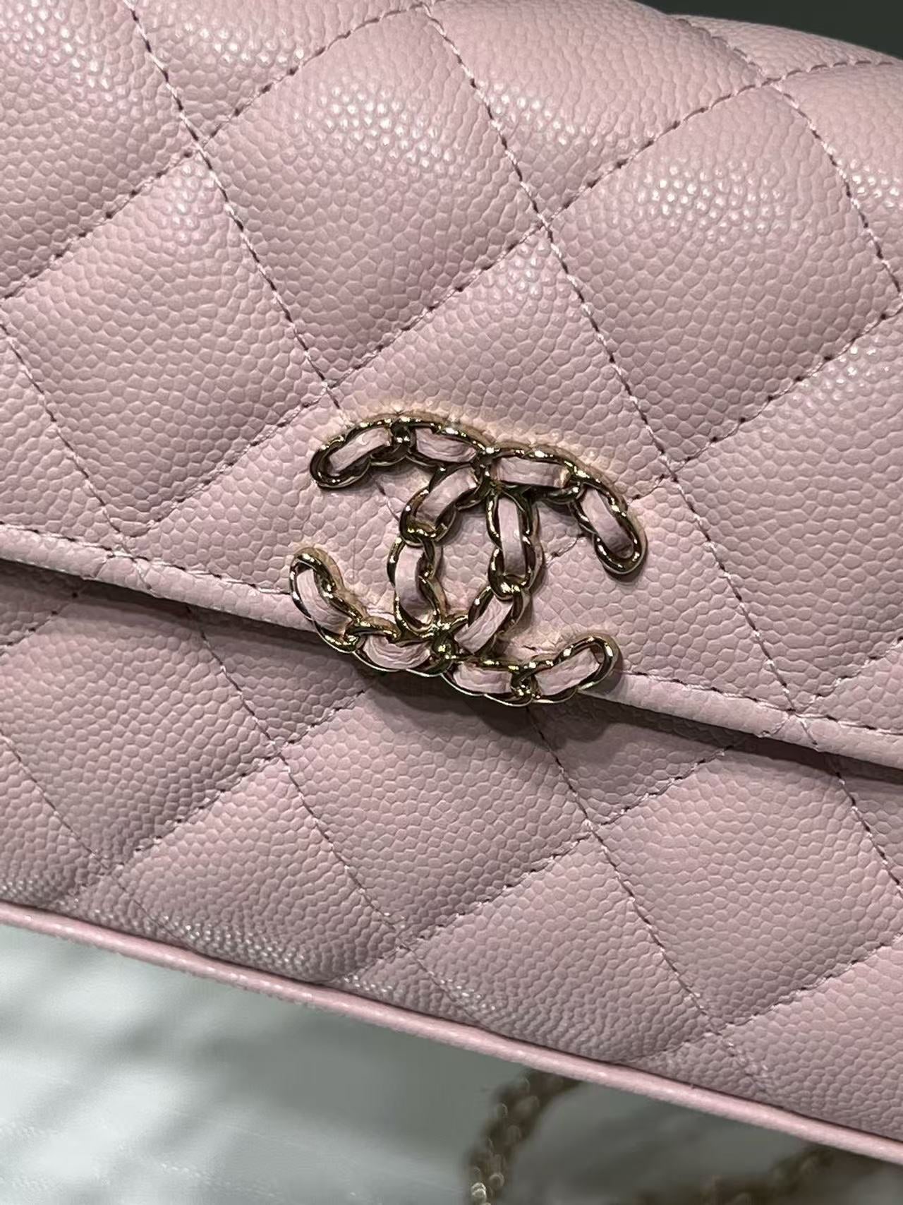 Chanel 2026 Kelly Clutch with Chain Top Handle 18cm Pink Caviar Leather
