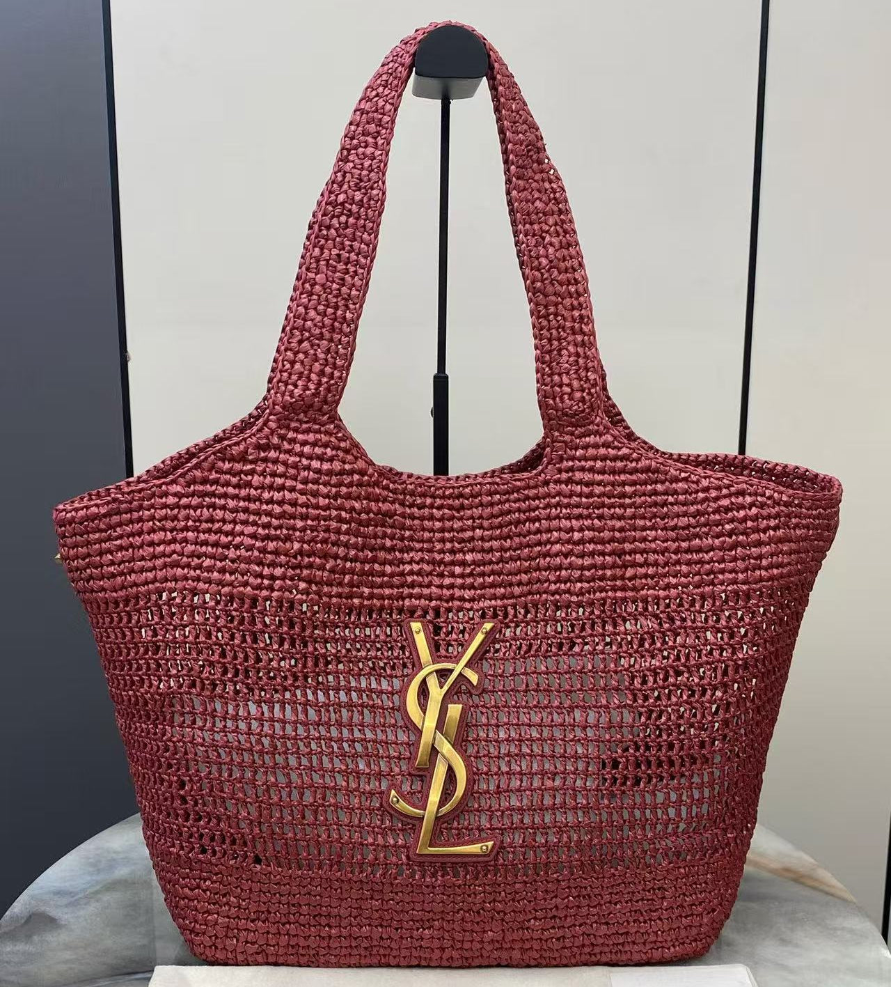 YSL 2026 Icare Maxi Bag 46cm Rouge Cabernet Raffia