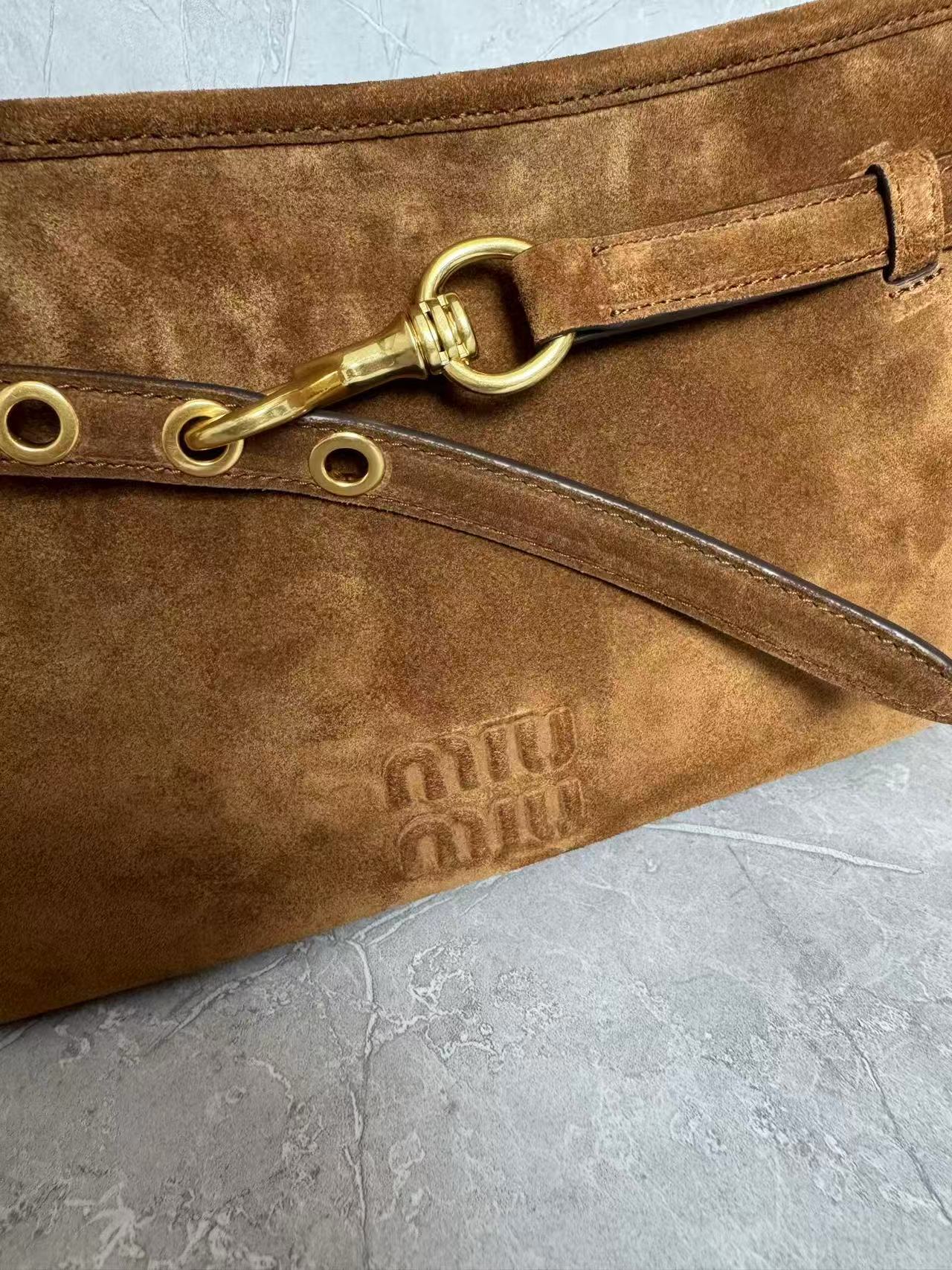 Miu Miu 2026 Aventure Bag 33cm Brown Suede Leather