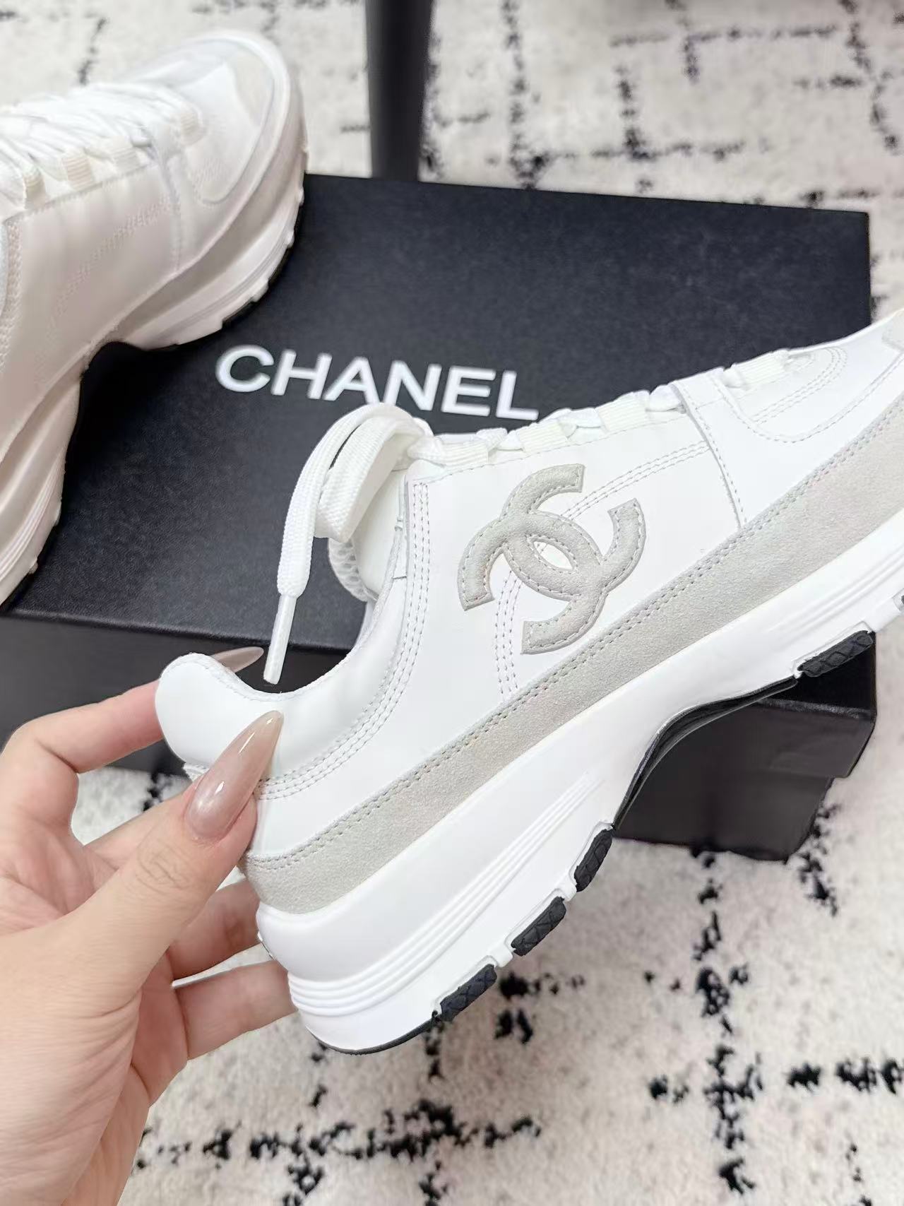 Chanel 2026 Sneaker White Cream Leather Suede