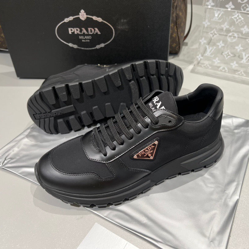 Prada 2026 Sneaker Black Leather