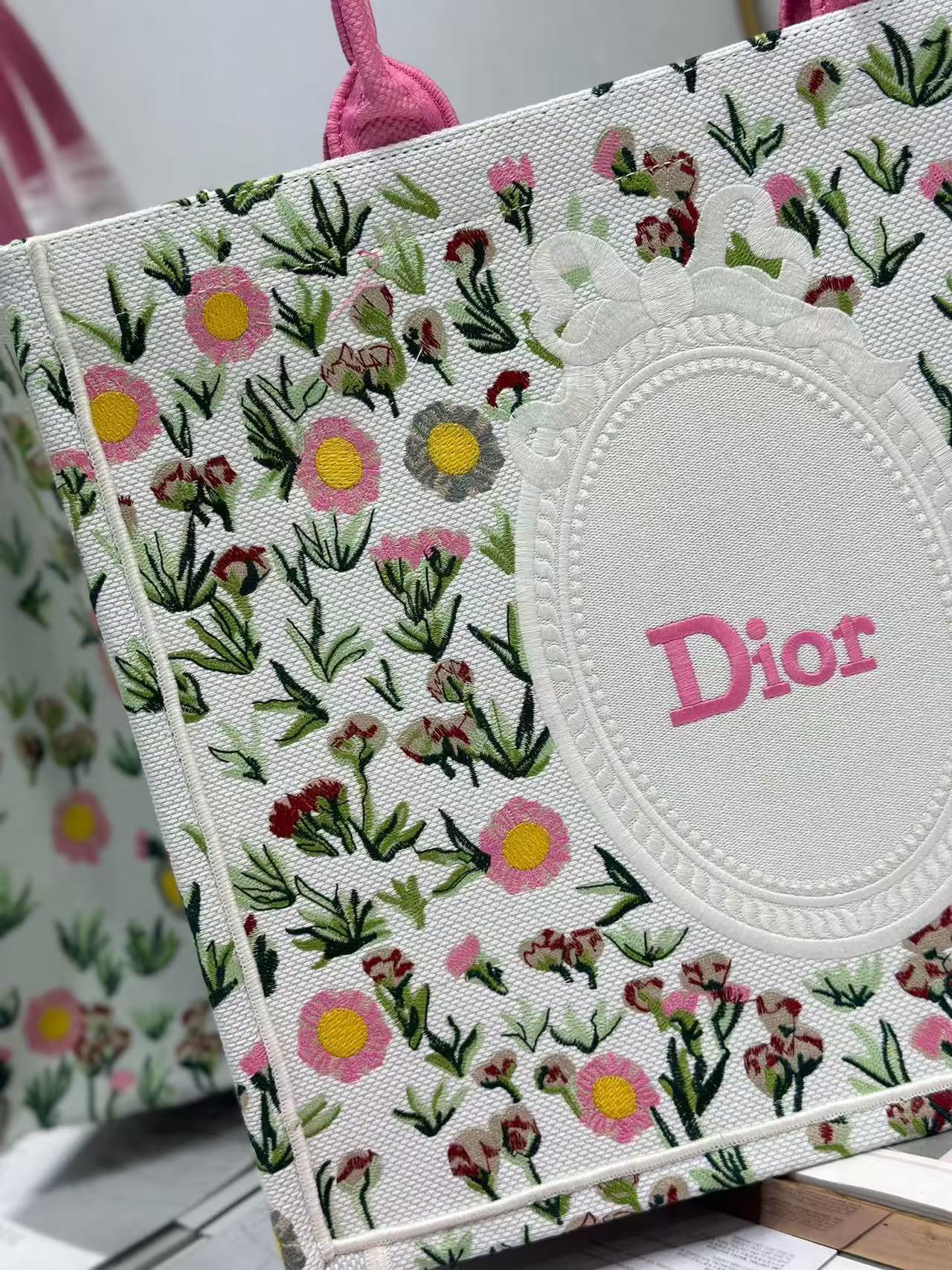 Dior 2026 Book Tote Bag 42cm Multi-colored Daisy Garden Embroidery Canvas