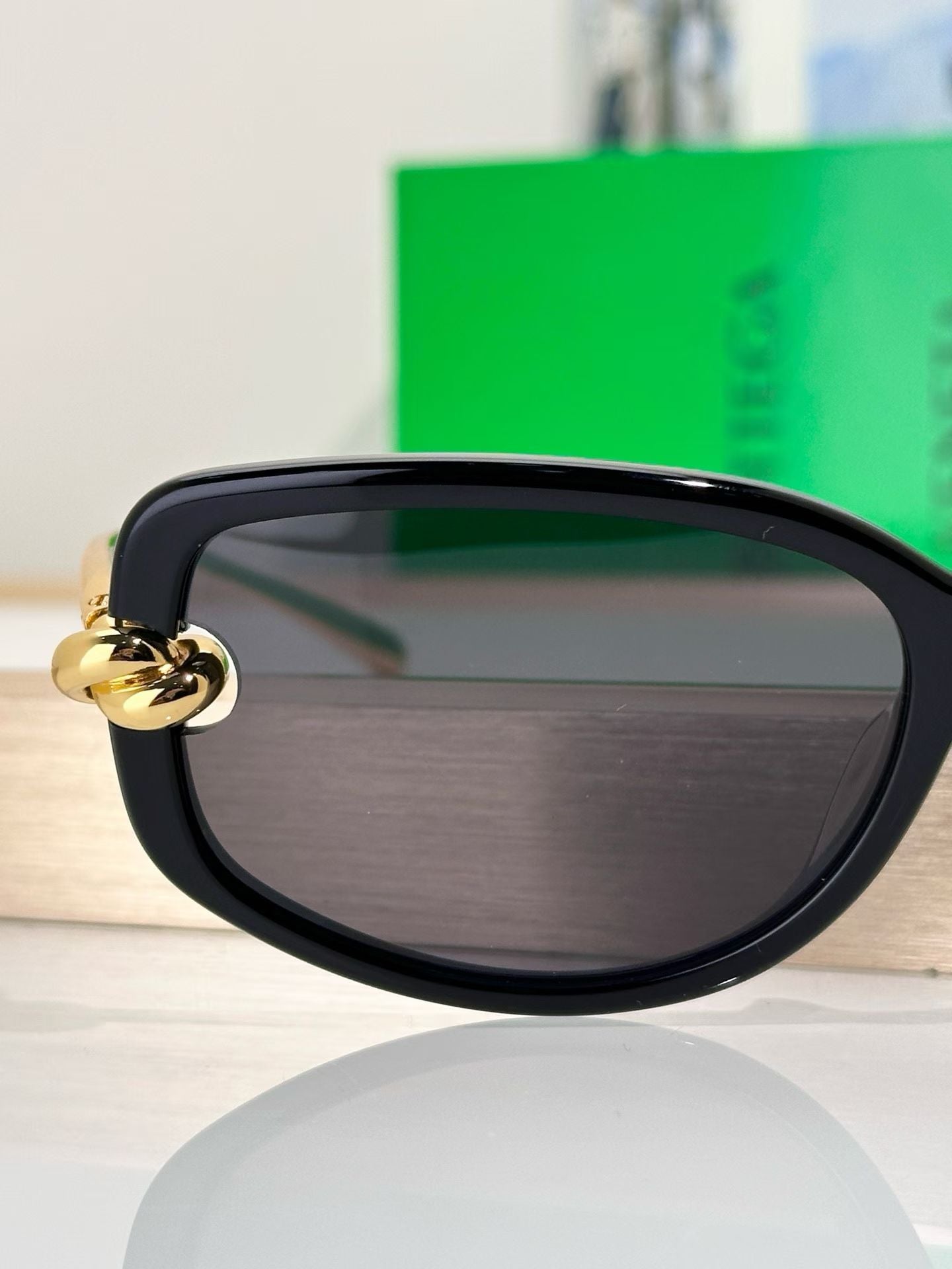 Bottega Veneta 2026 Black Knot Rectangular Sunglasses