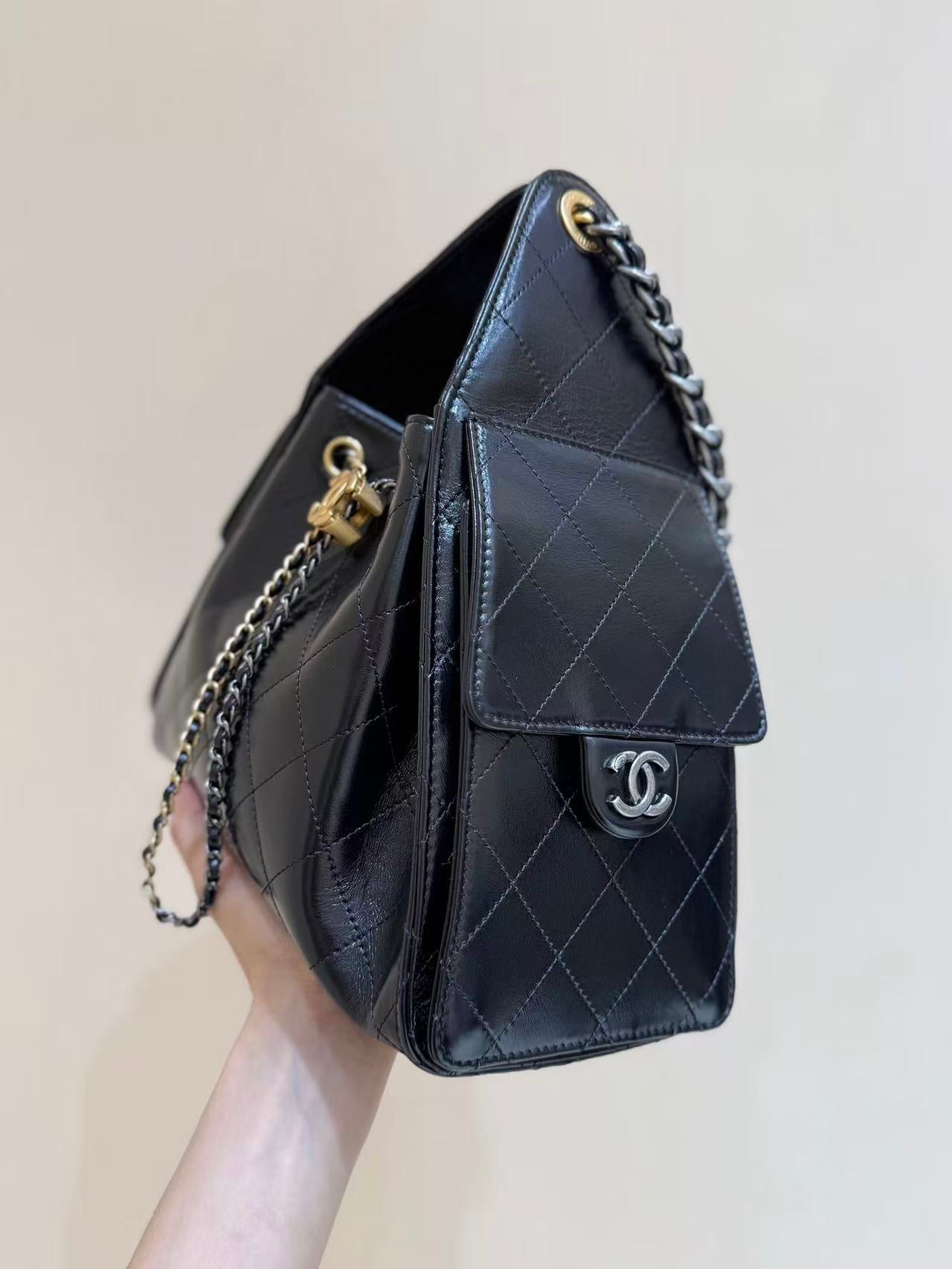 Chanel 2026 Hobo Bag 30cm Black Lambskin