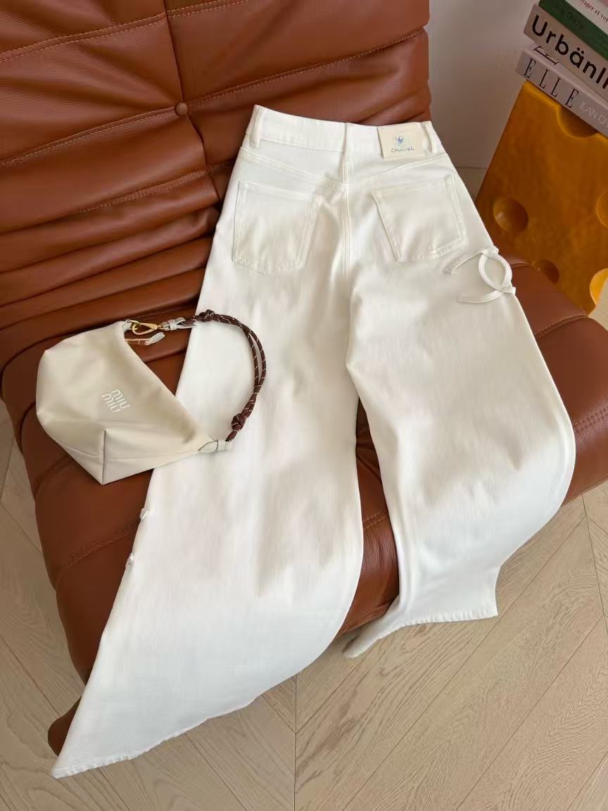 Chanel 2026 Double C Logo Jeans White Cotton