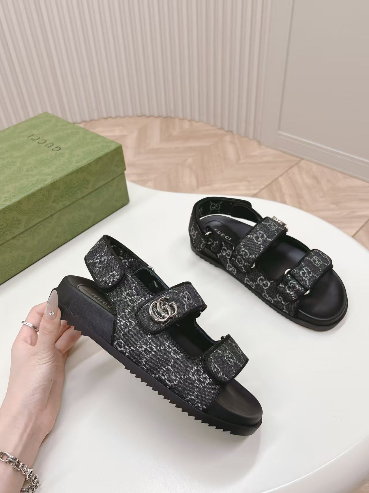 Gucci 2026 GG Pattern Sandal Canvas Leather