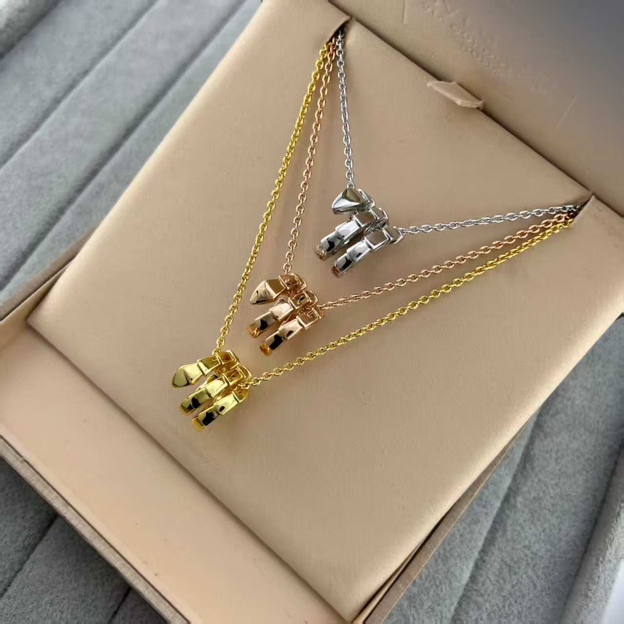 Bvlgari Serpenti Viper Necklace