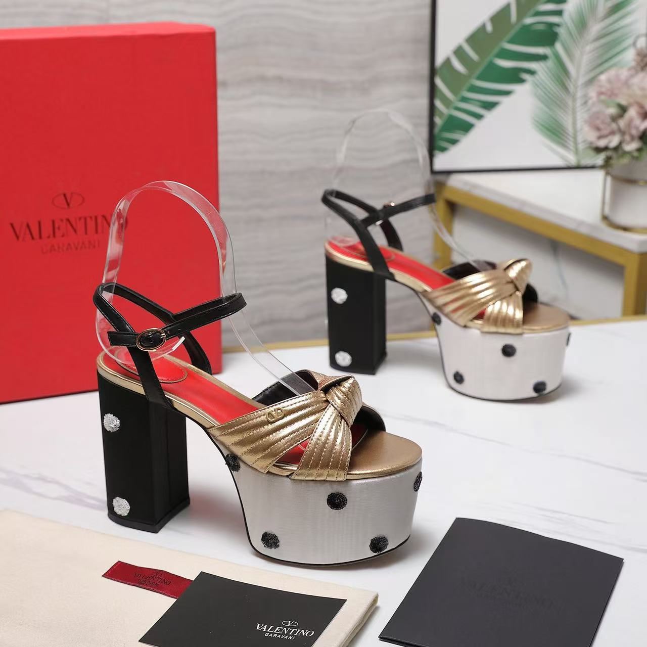 Valentino 2026 Garavani Crasher Sandal 125mm Gold Mettalic Leather