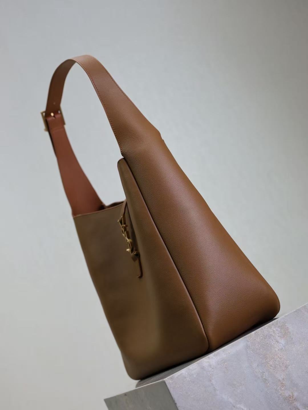 YSL 2026 Le 5 à 7 Supple Shoulder Bag 31cm Brown Leather