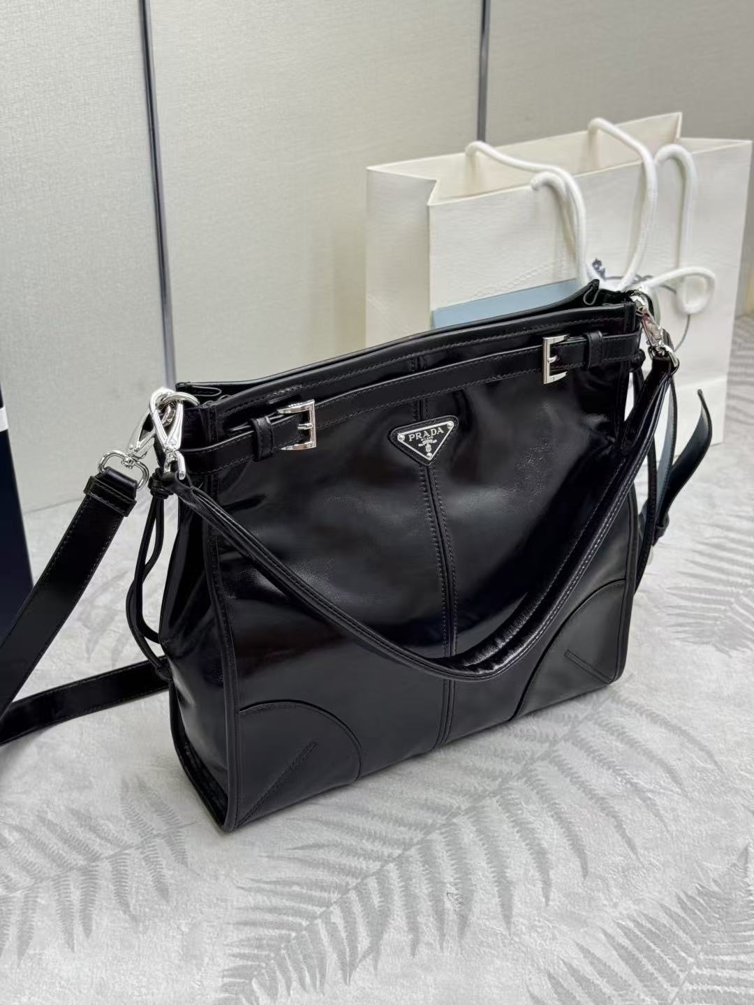 Prada 2026 Bonnie Bag 30cm Black Patent Leather
