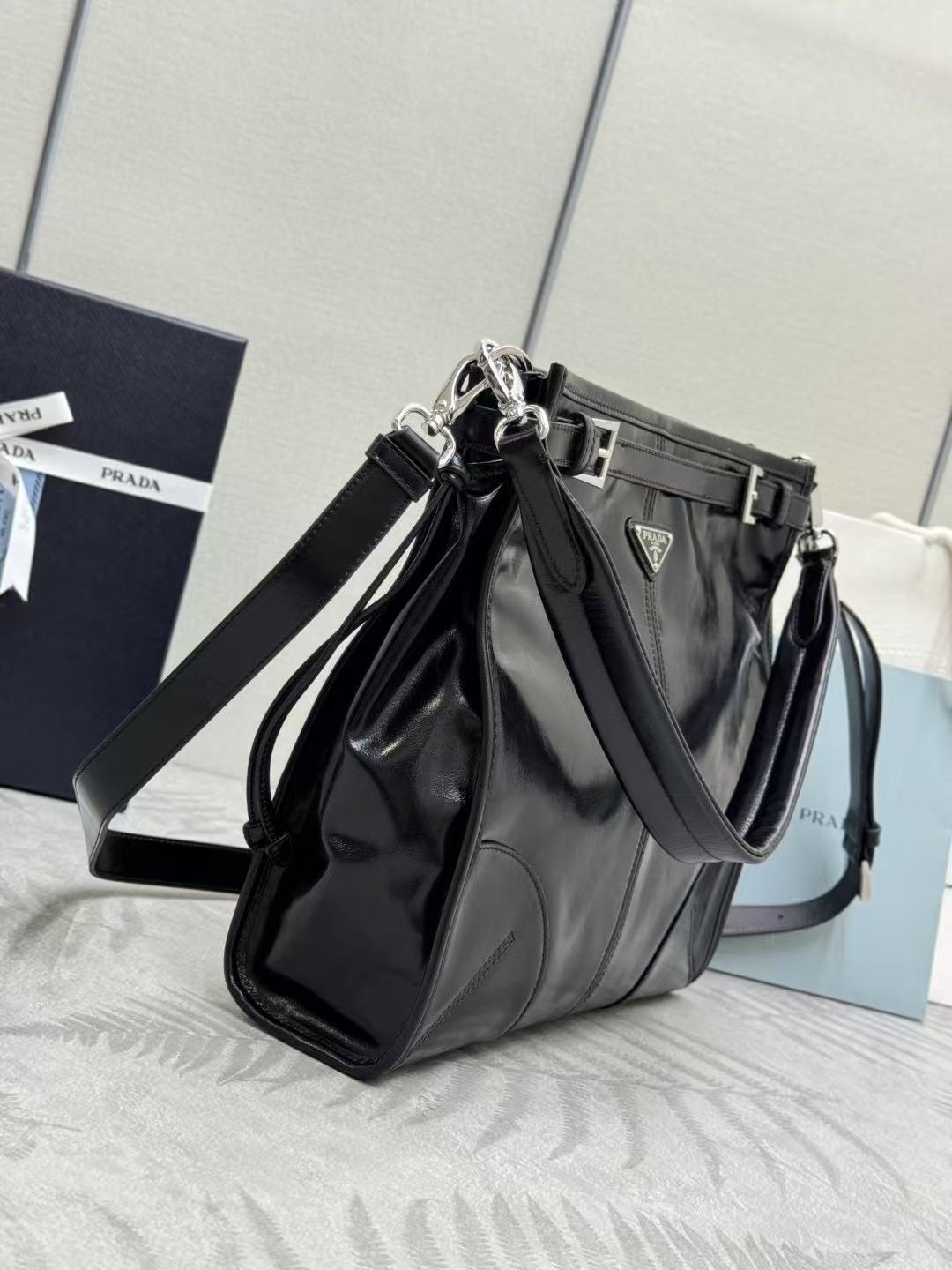 Prada 2026 Bonnie Bag 30cm Black Patent Leather