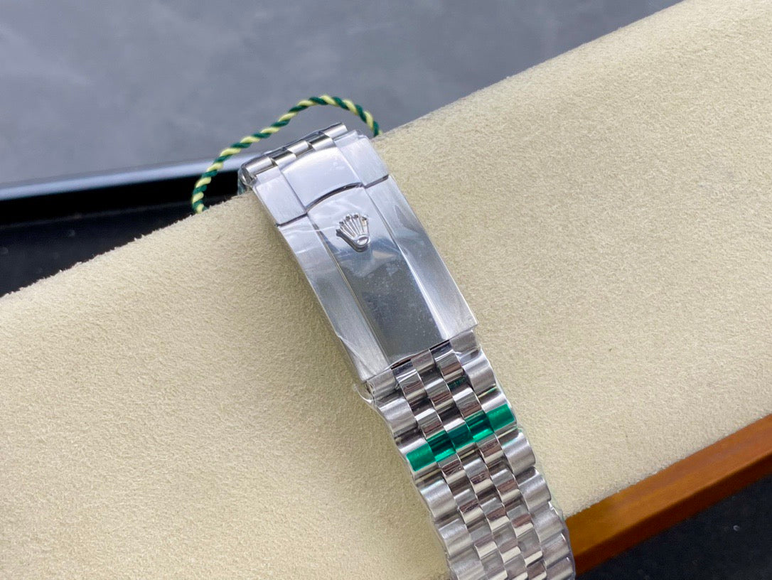 Rolex Datejust Watch Stainless Steel Case Silver Dial