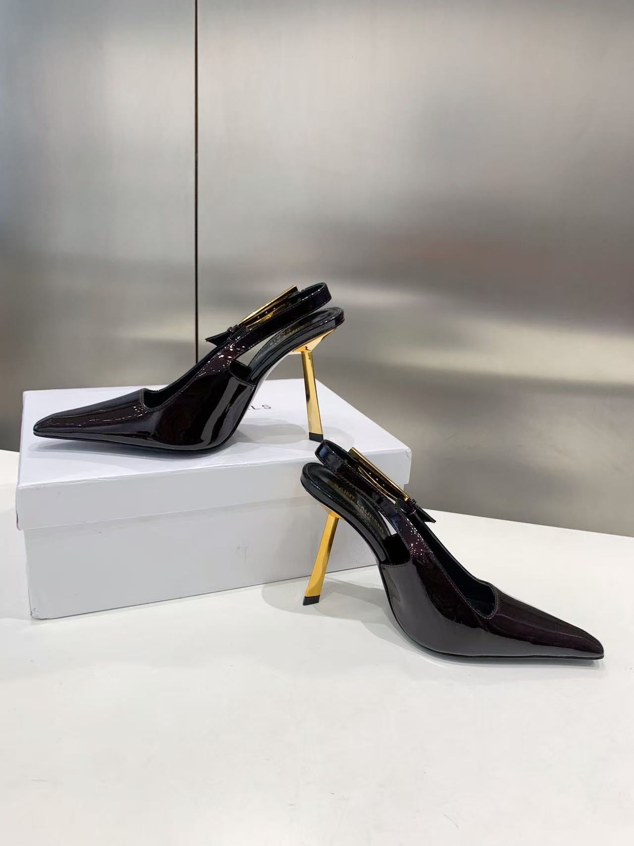 Saint Laurent 2026 Lee High-heeled Slingback Leather