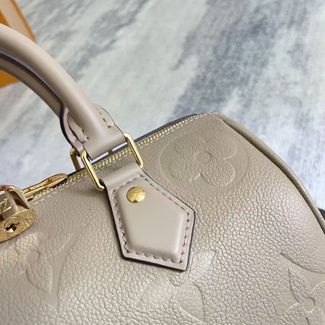 LV 2026 Speedy Bandoulière 25cm Tourterelle Grey Embossed Textured Cowhide
