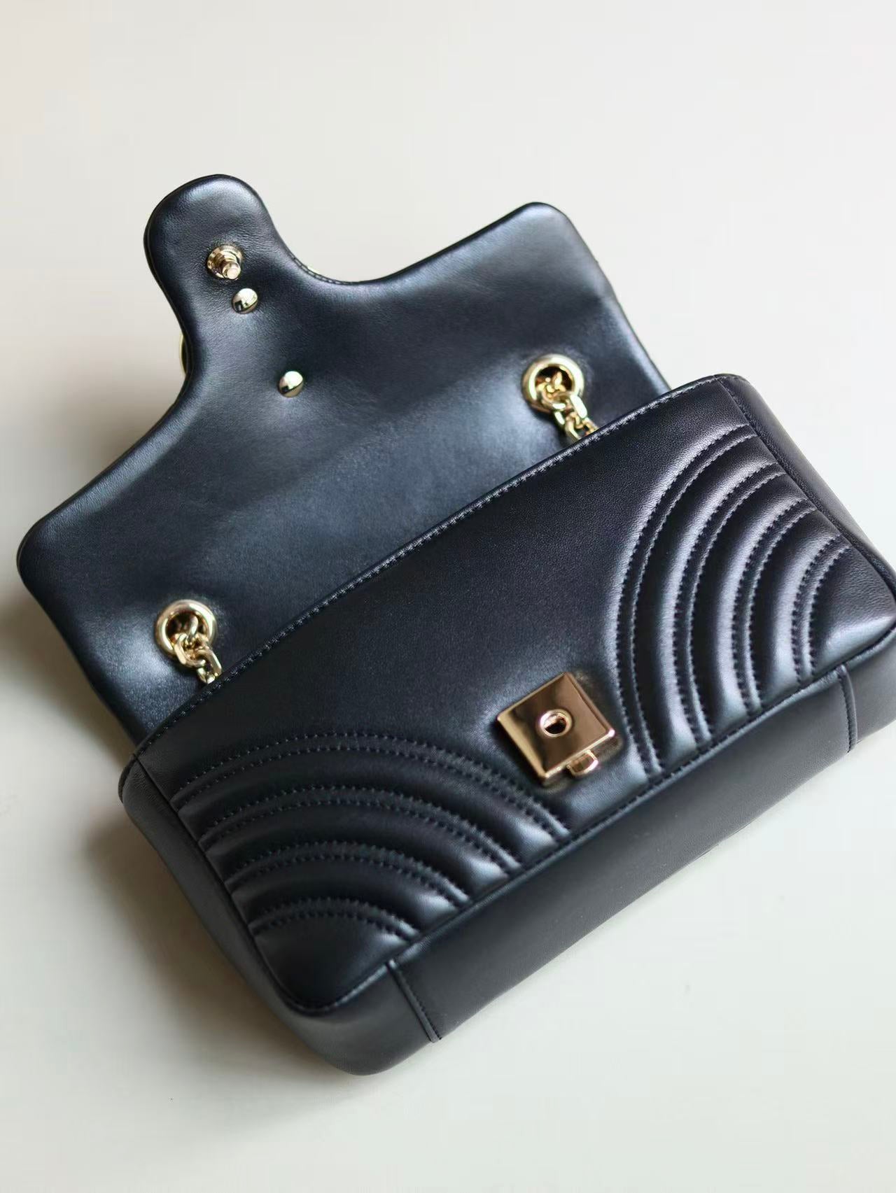 Gucci 2026 GG Marmont Bag 22.5cm Black Lambskin