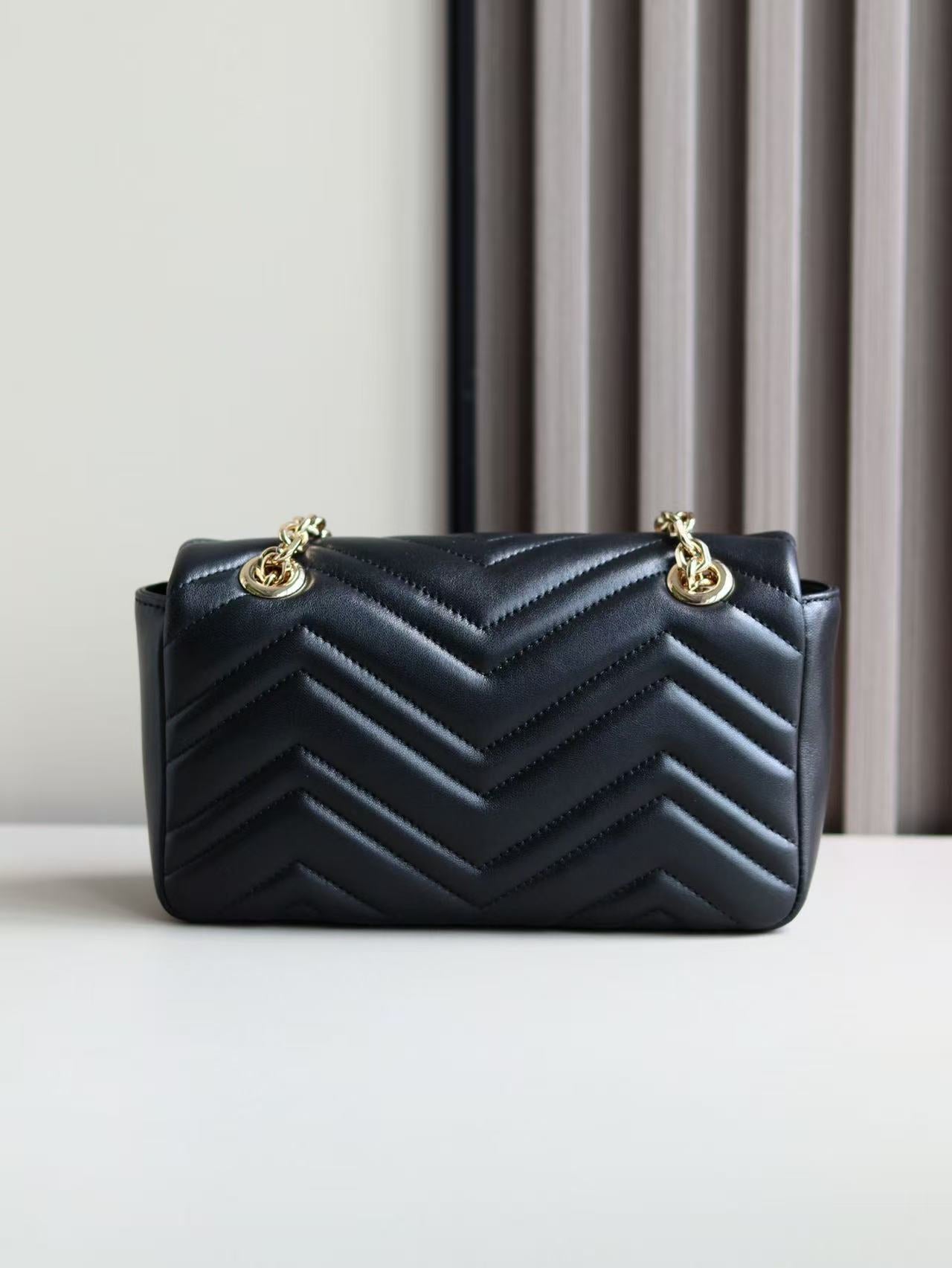 Gucci 2026 GG Marmont Bag 22.5cm Black Lambskin
